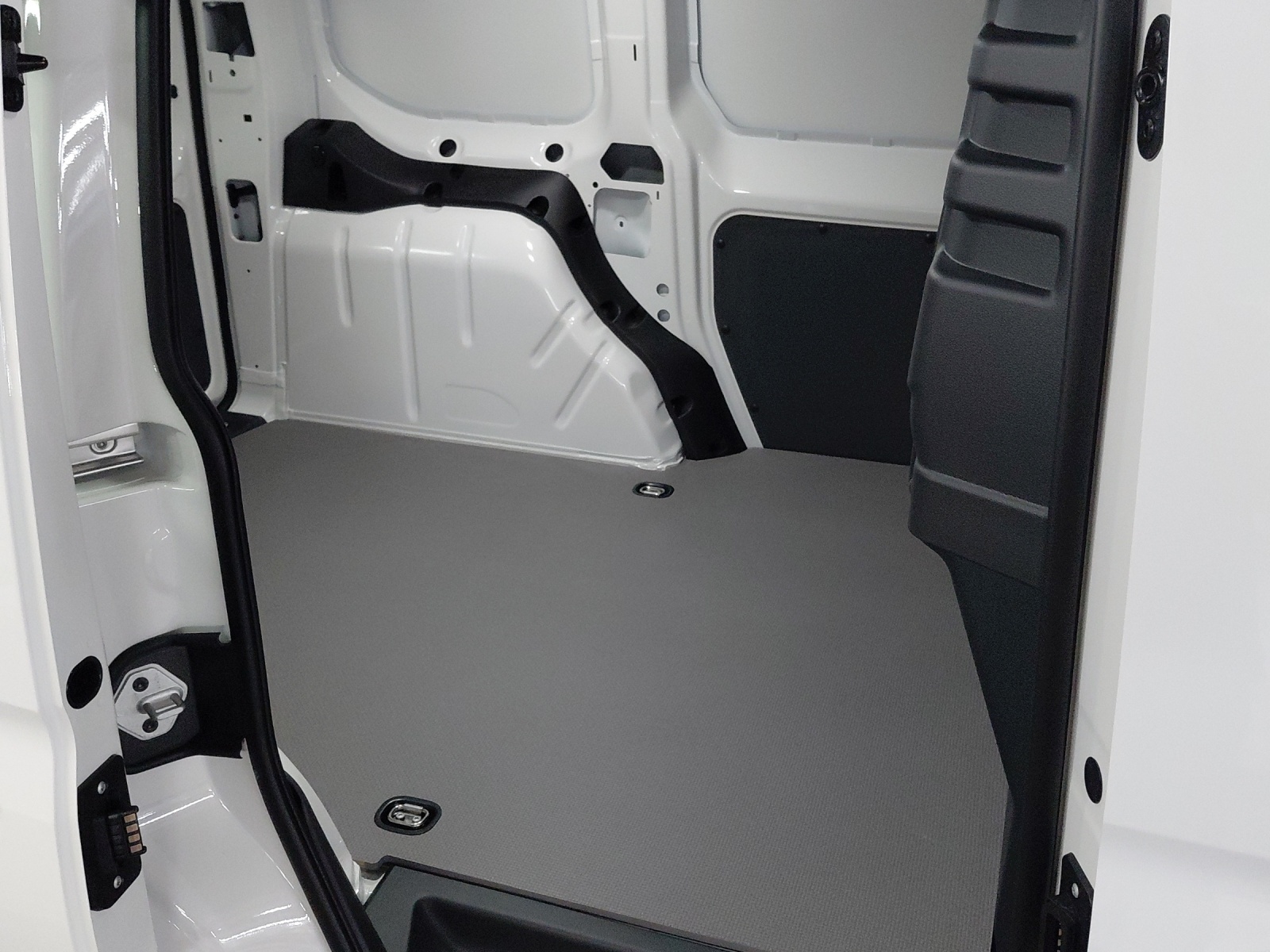 VW Caddy Cargo 1.5 TSI Plug in Hybrid Entry DSG-image-11