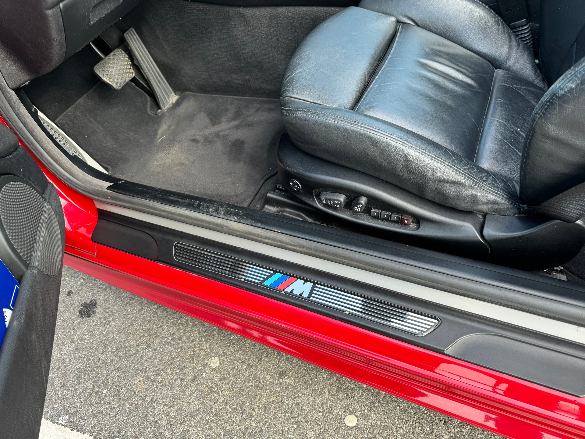 BMW 325Ci-image-1