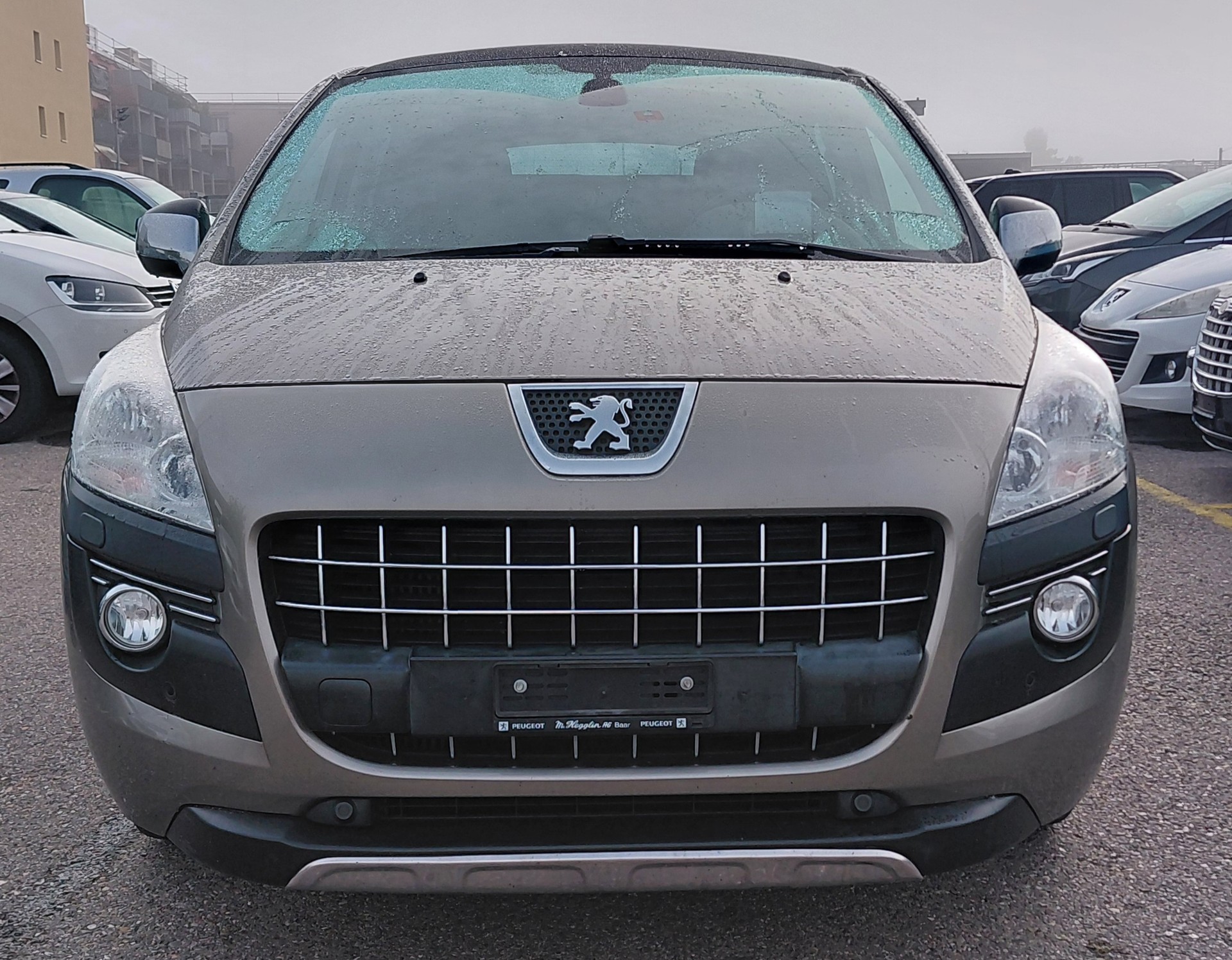 PEUGEOT 3008 1.6 16V T Platinum Tiptronic-image-2