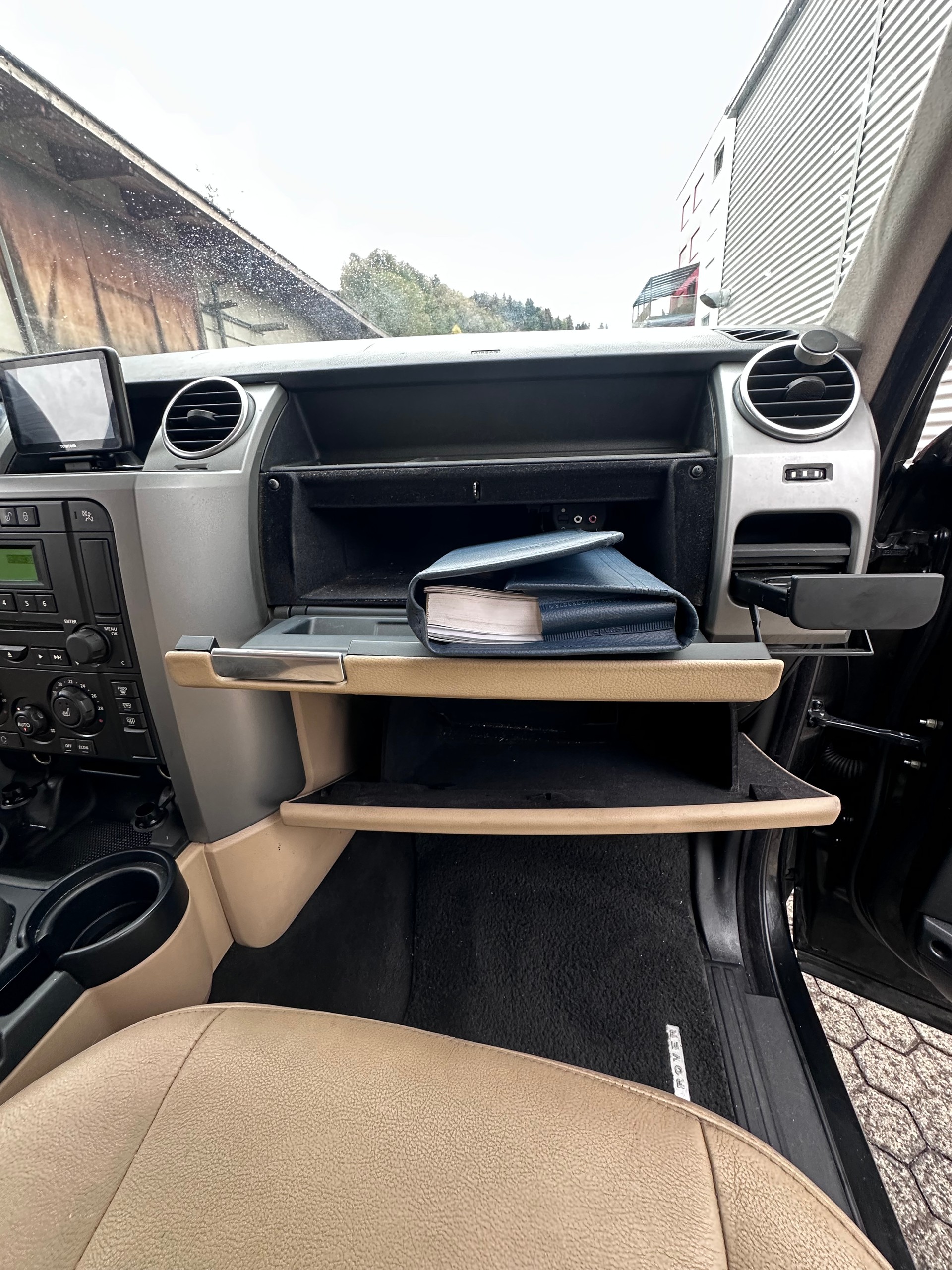 LAND ROVER Discovery 2.7d V6 HSE Automatic, frisch ab MFK, ab Service, 4x4-image-11