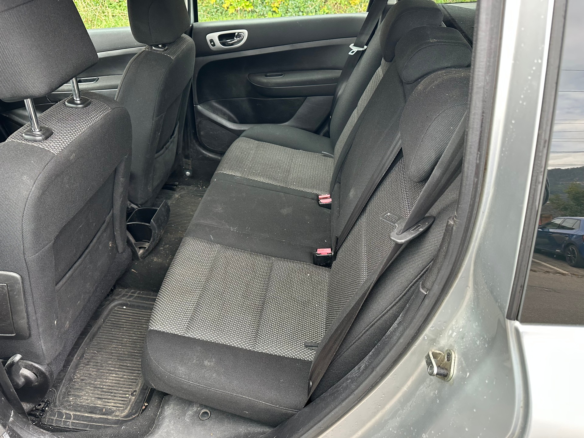 PEUGEOT 307 1.6 HDI XS FIXPREIS-image-17