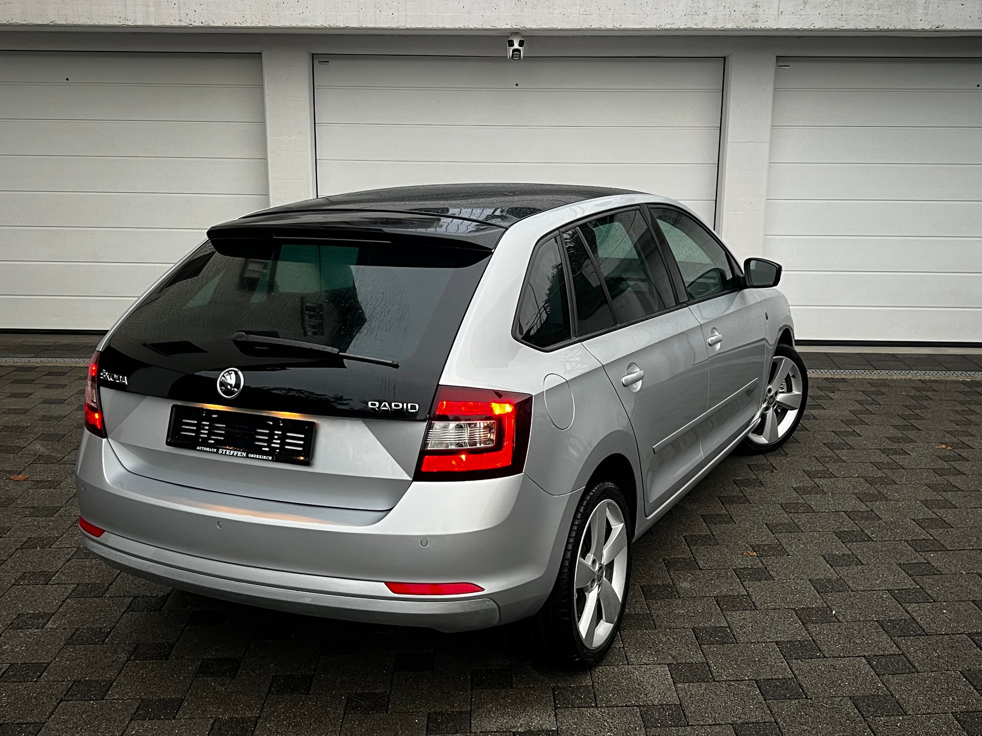 SKODA 1.4 TSI Ambition DSG-image-3