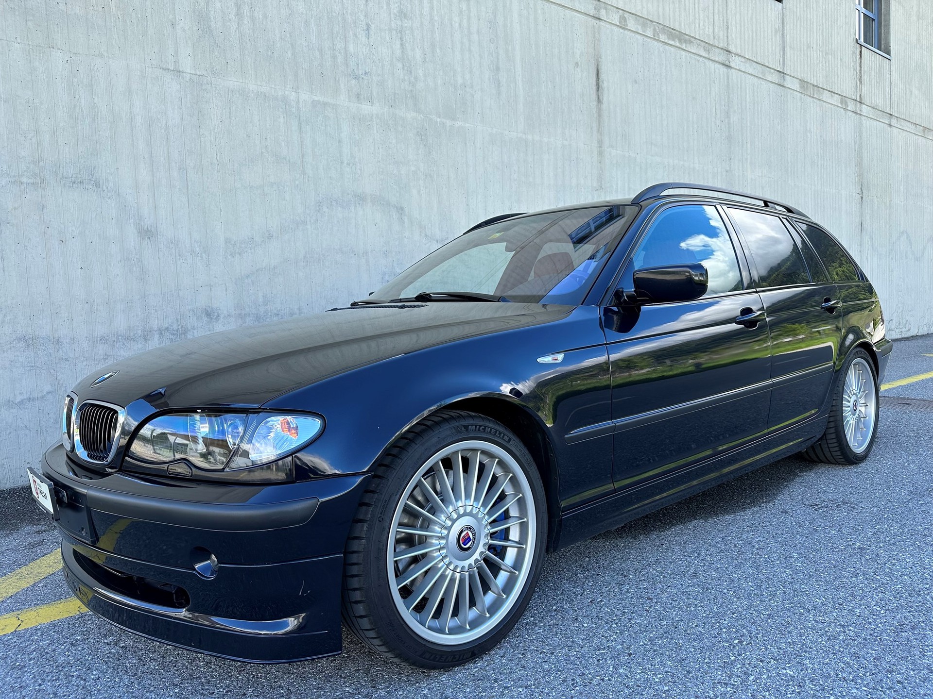 BMW-ALPINA B3 3.3 X Touring S.Tronic-image-0