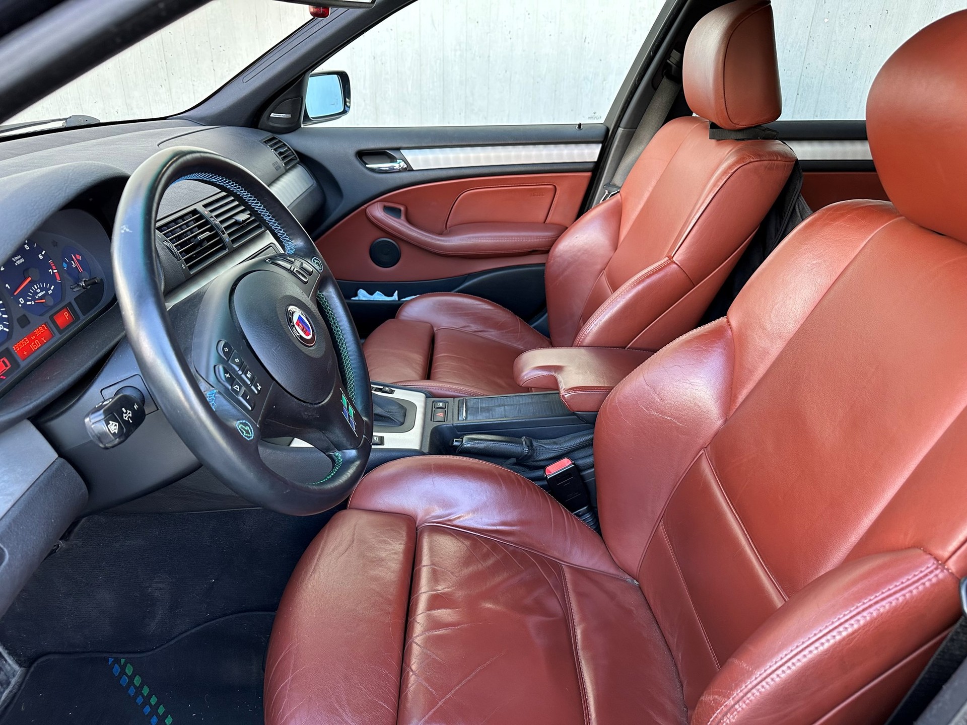 BMW-ALPINA B3 3.3 X Touring S.Tronic-image-20