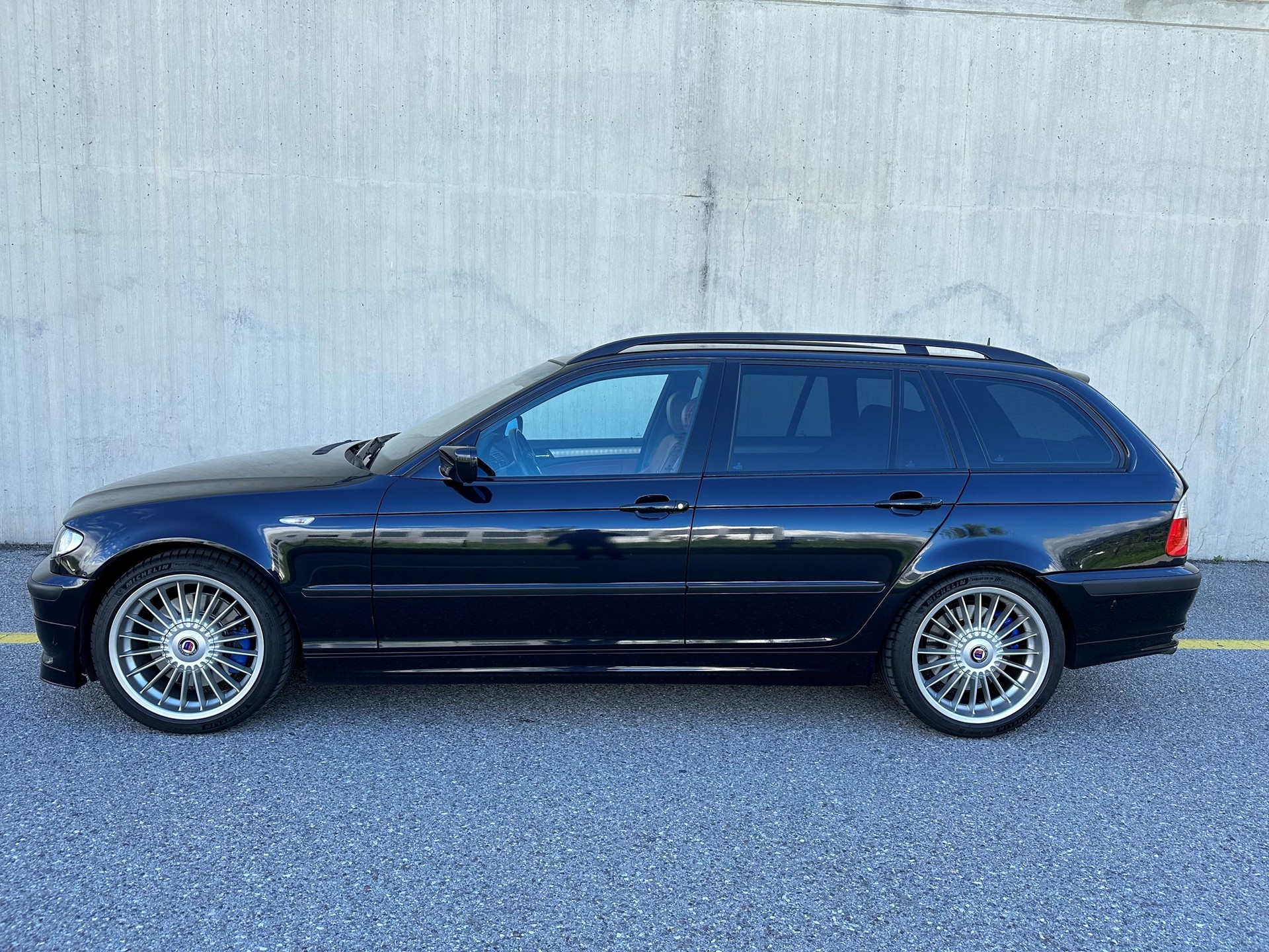 BMW-ALPINA B3 3.3 X Touring S.Tronic-image-1