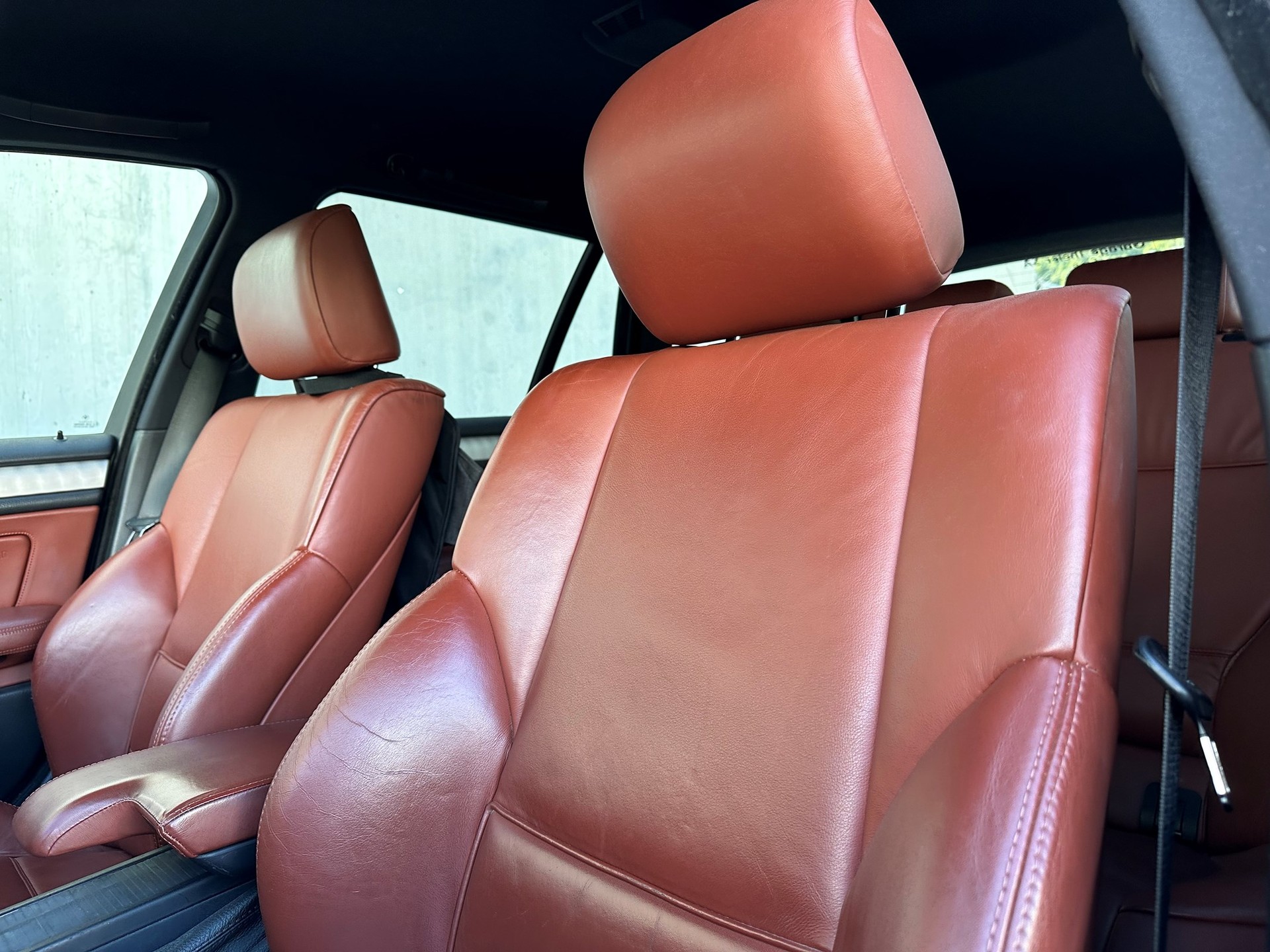 BMW-ALPINA B3 3.3 X Touring S.Tronic-image-22