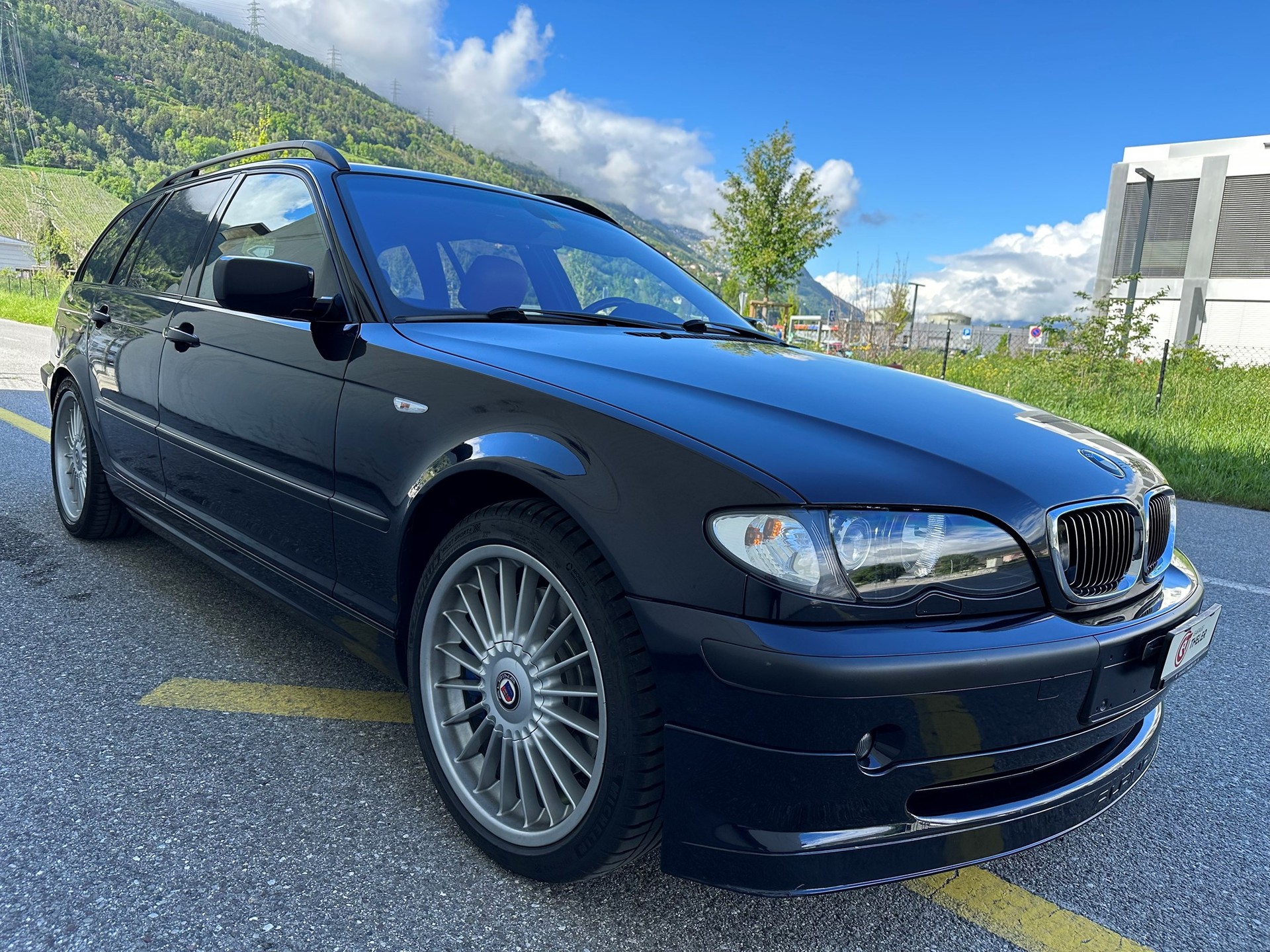 BMW-ALPINA B3 3.3 X Touring S.Tronic-image-4