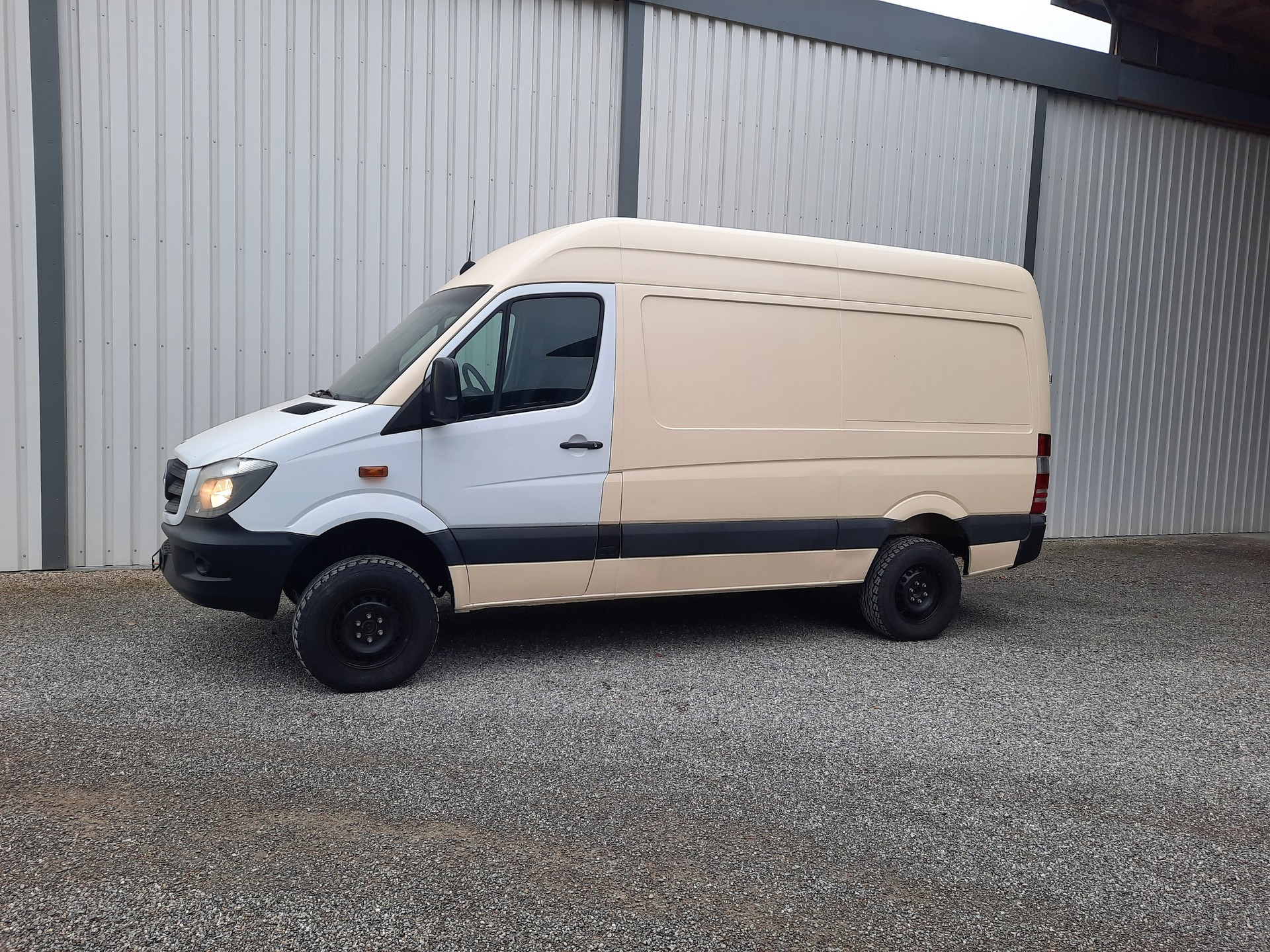 MERCEDES-BENZ Sprinter 316 CDI 4x4 Automat L2H2-image-3