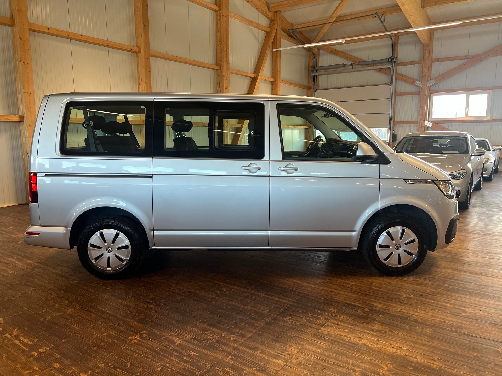 VW T6.1 Caravelle 2.0 TDI Comfortline DSG-image-3