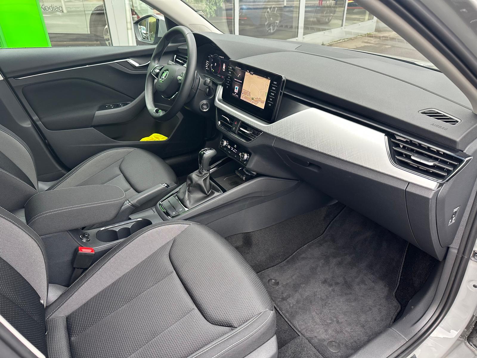 SKODA Scala 1.0 TSI Tour DSG-image-8