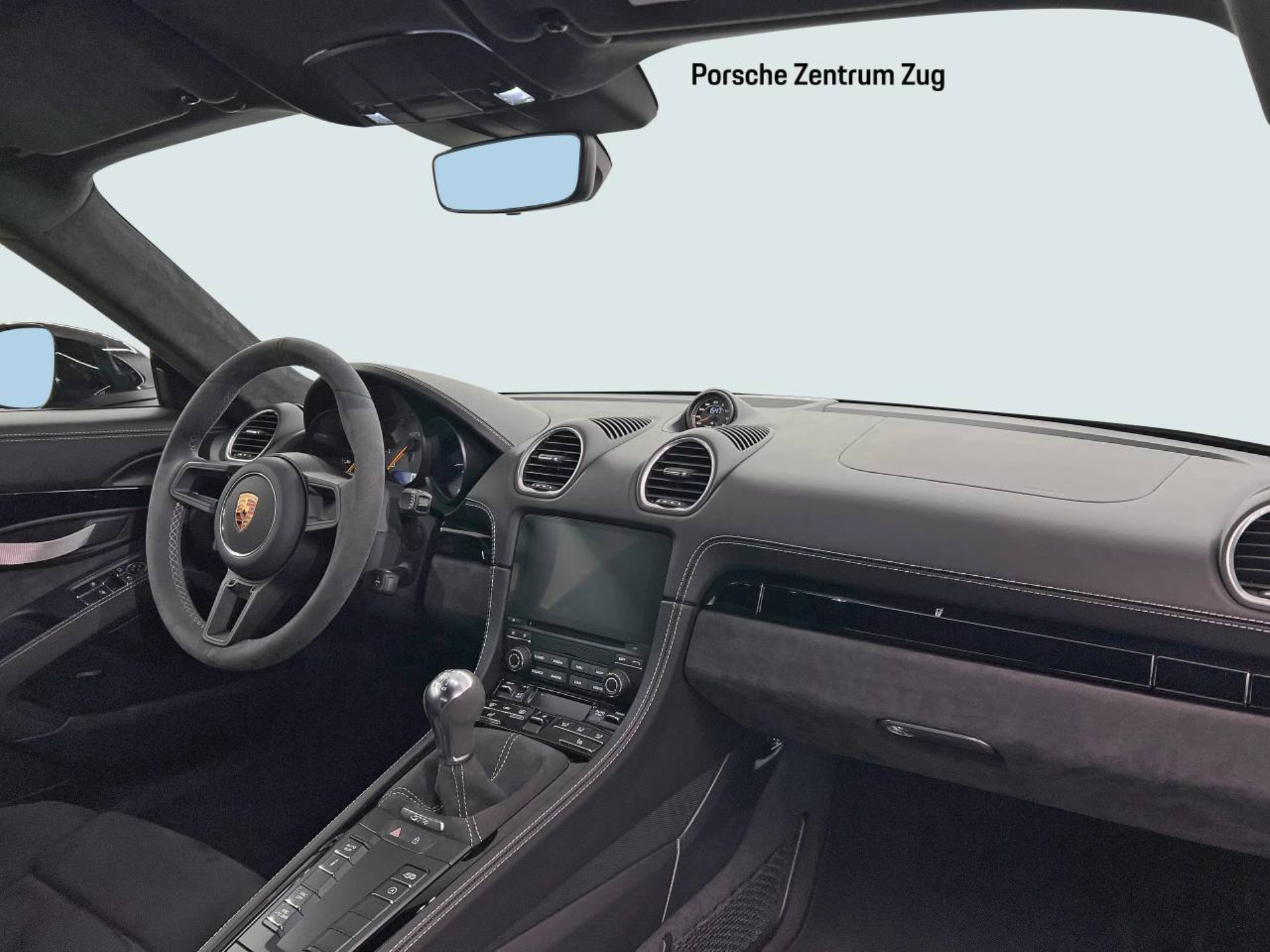 PORSCHE 718 Cayman GT4-image-15