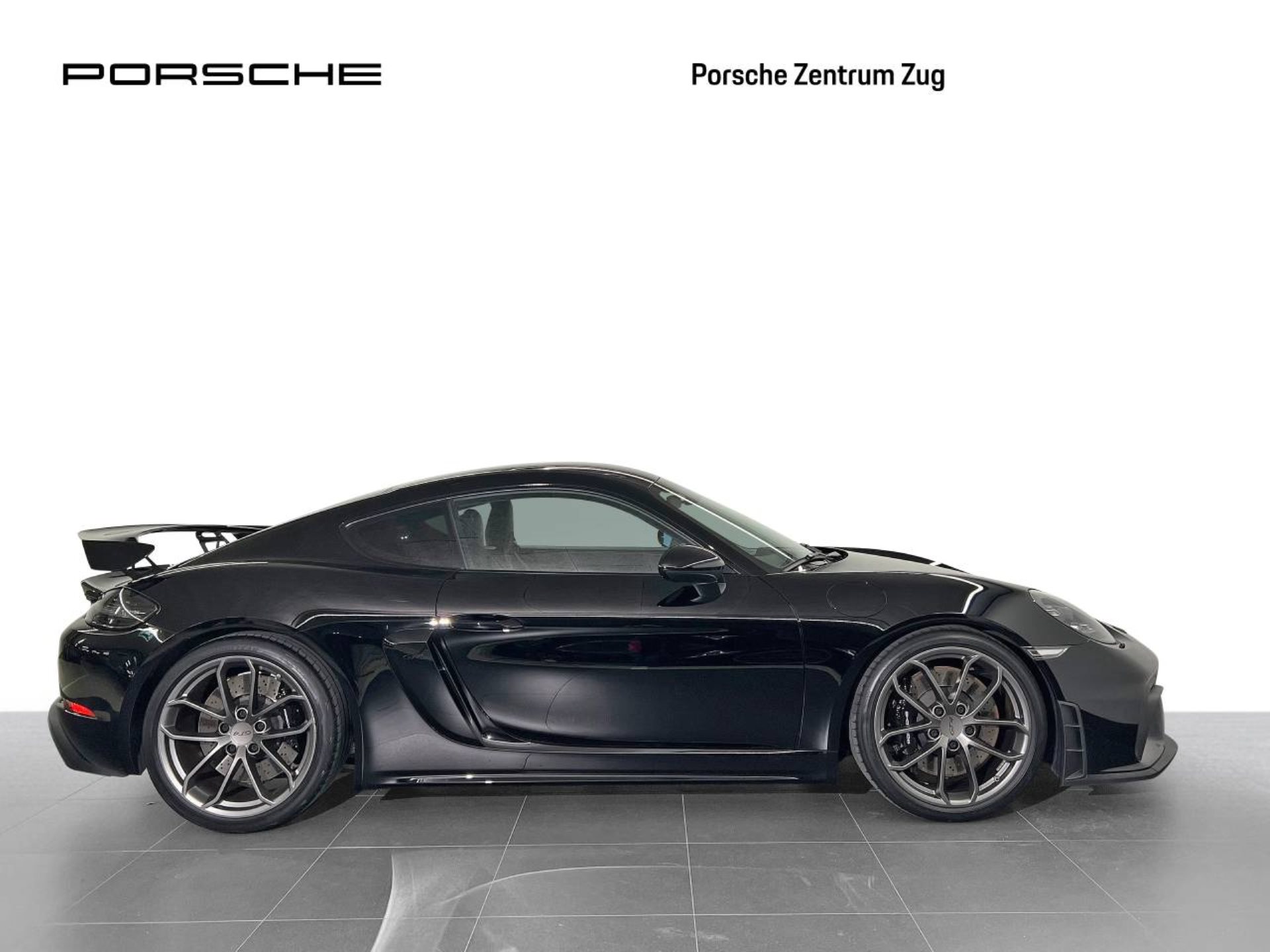 PORSCHE 718 Cayman GT4-image-9