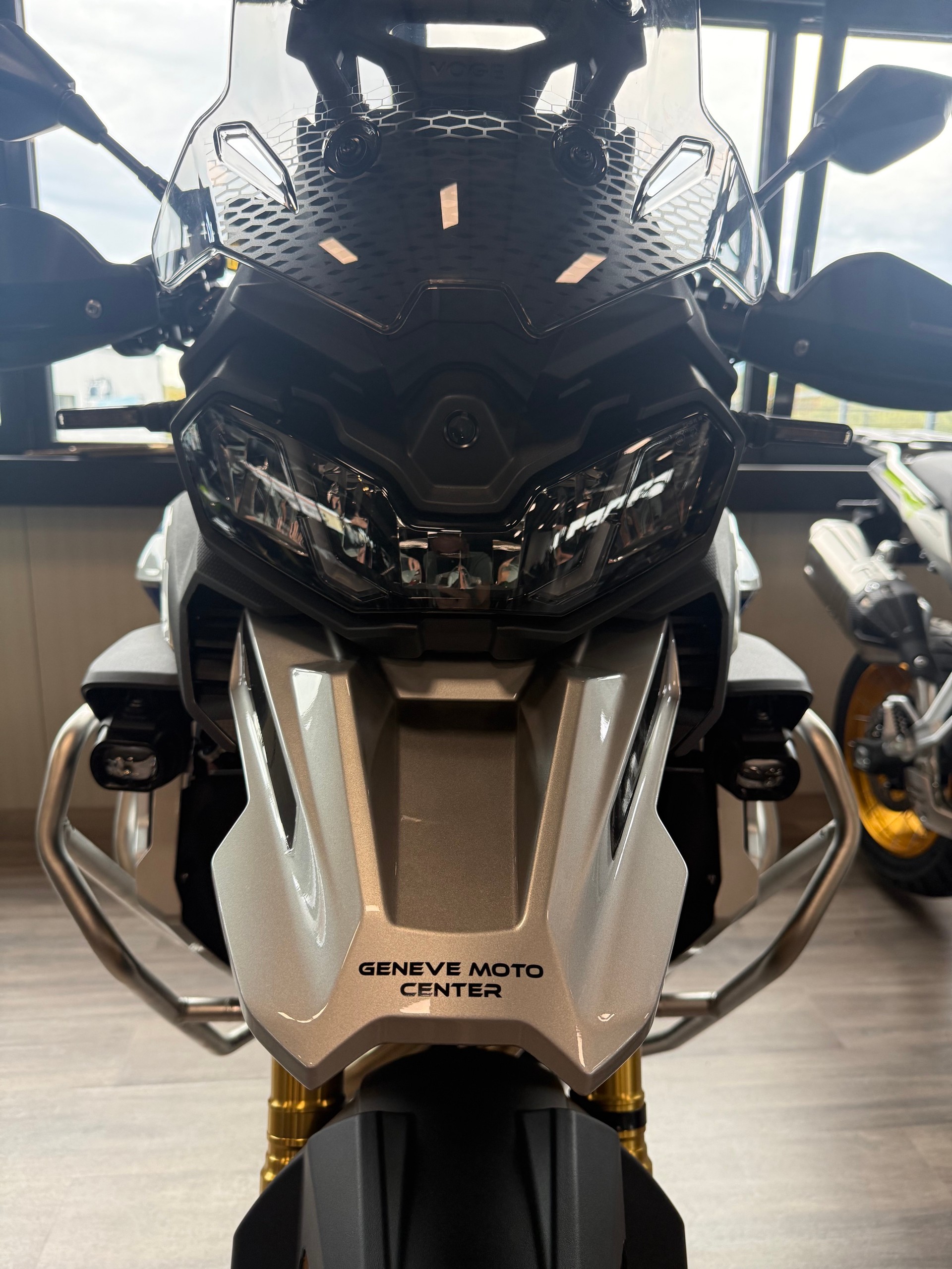 VOGE 900 DSX-image-5