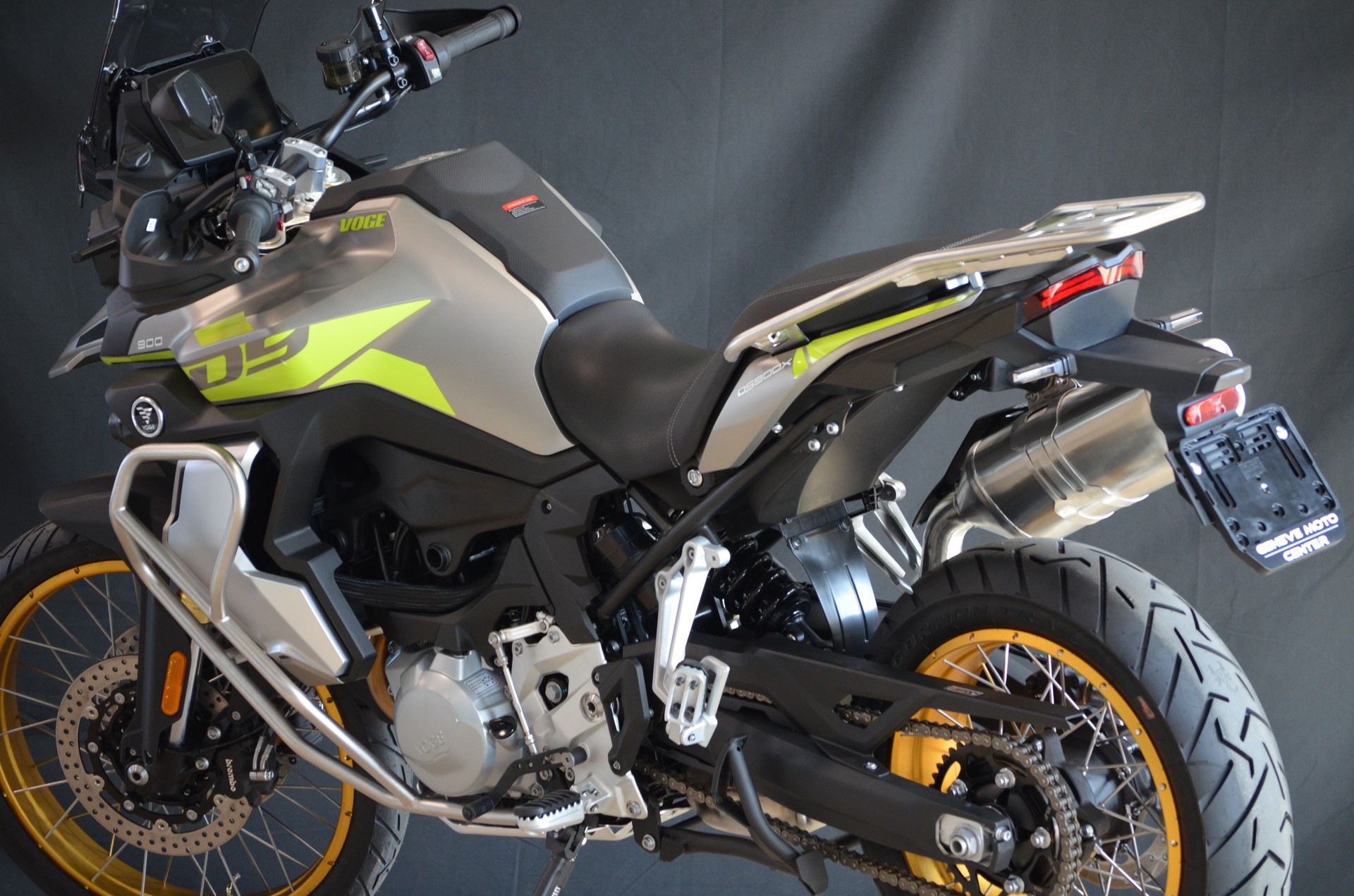 VOGE 900 DSX-image-9