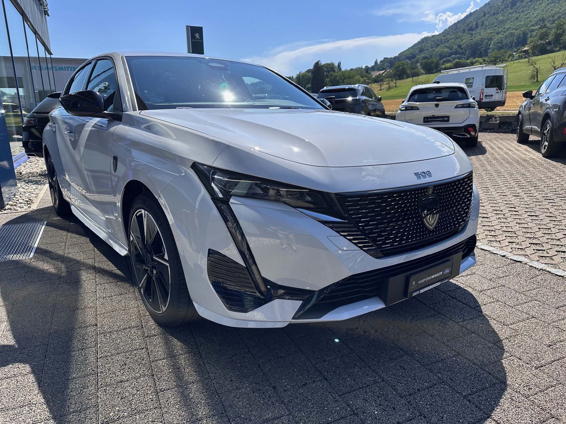 PEUGEOT 308 e-GT 5 Jahre Garantie-image-2