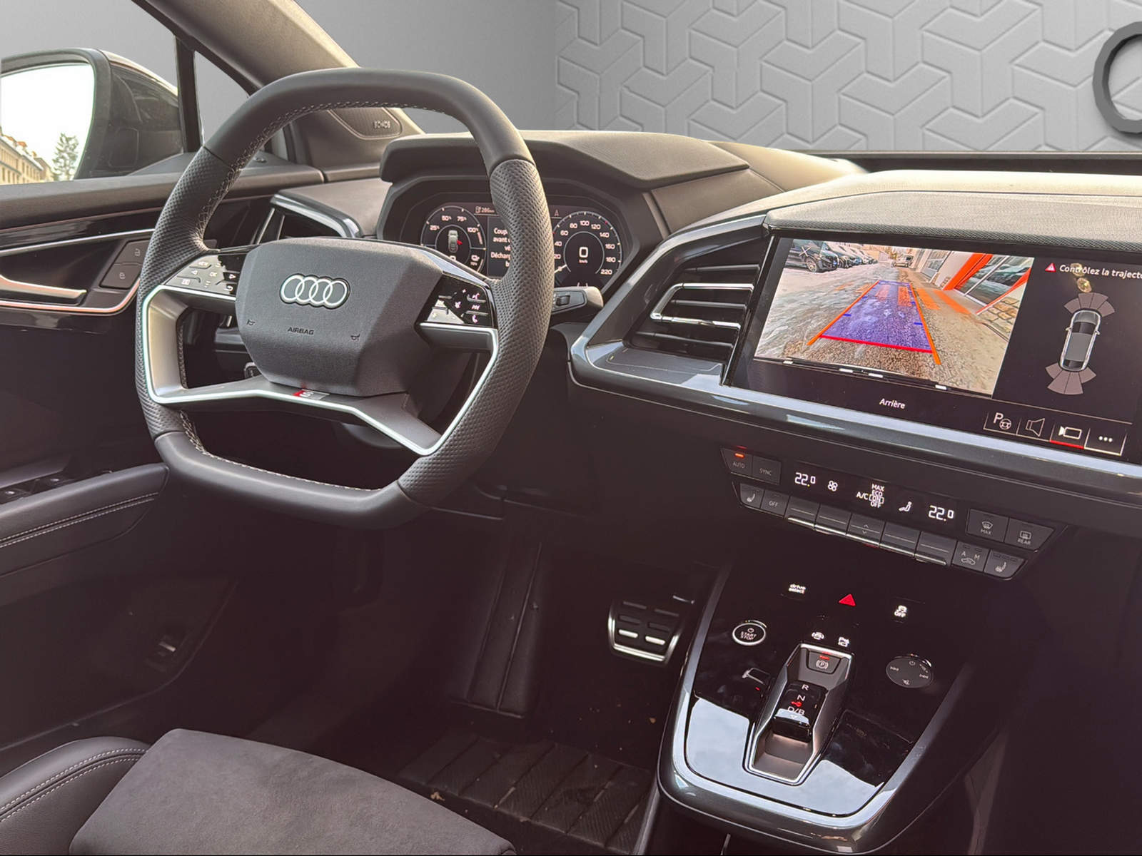 AUDI Q4 Sportback e-tron 55 quattro-image-11