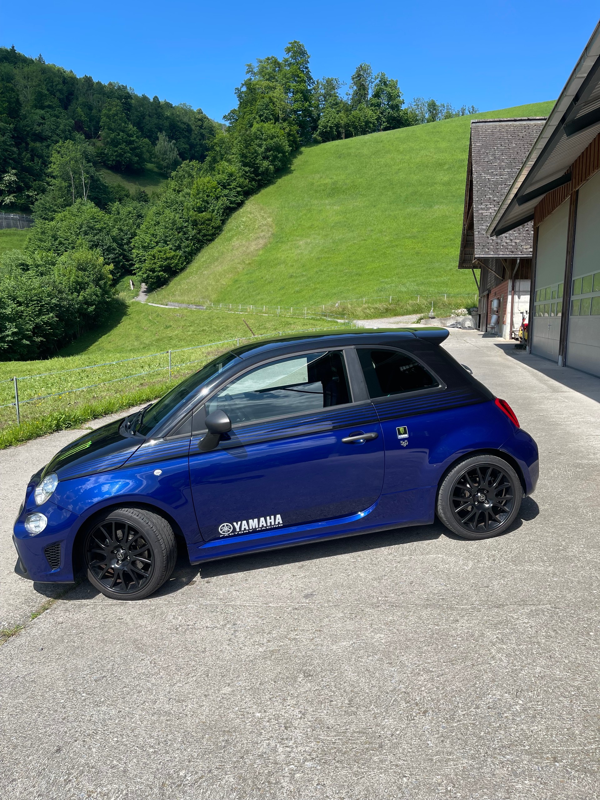 FIAT 595 1.4 16V Turbo Abarth Yamaha Monster Dualogic-image-3