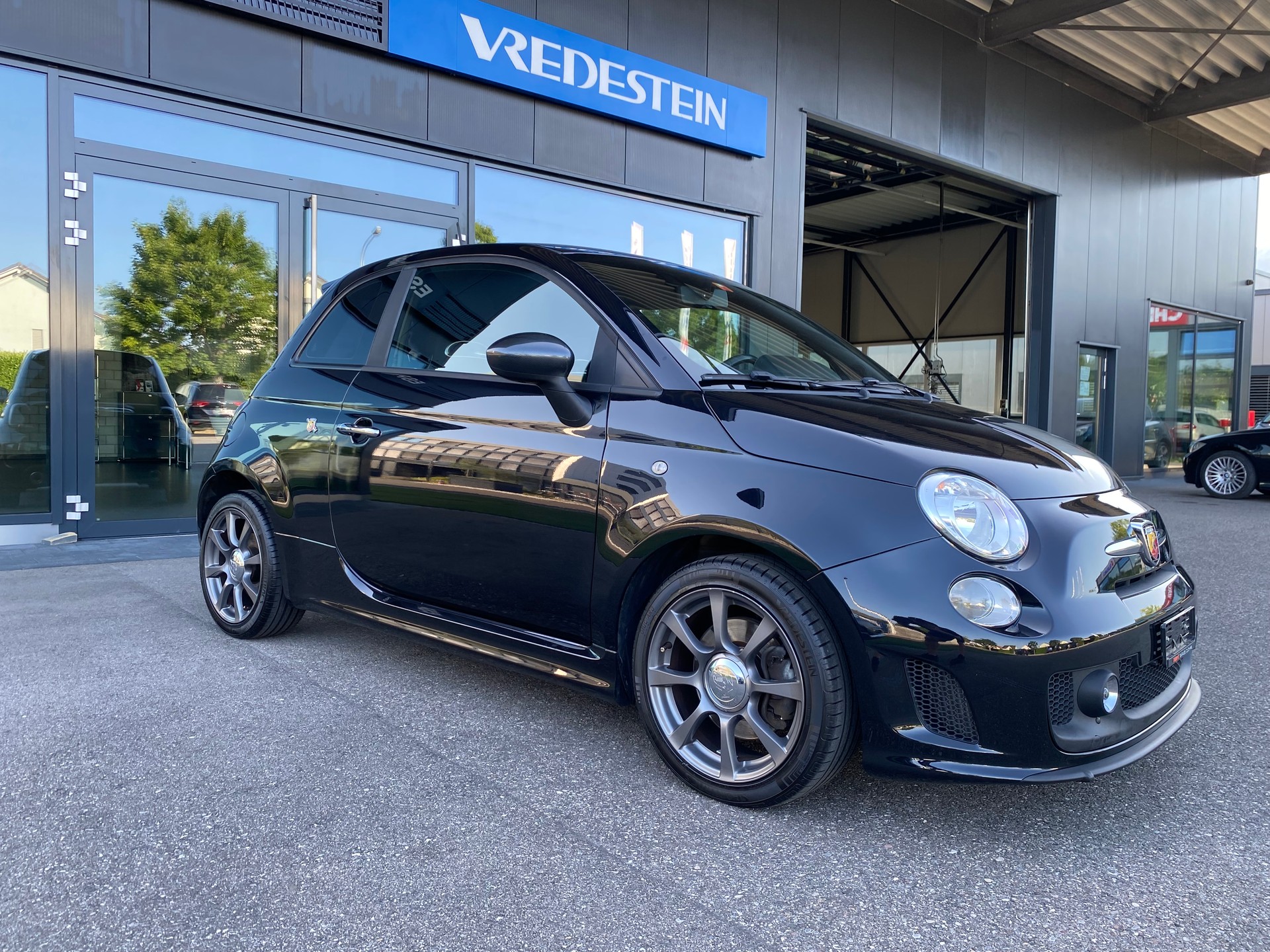 FIAT 500 1.4 16V Turbo Abarth-image-1