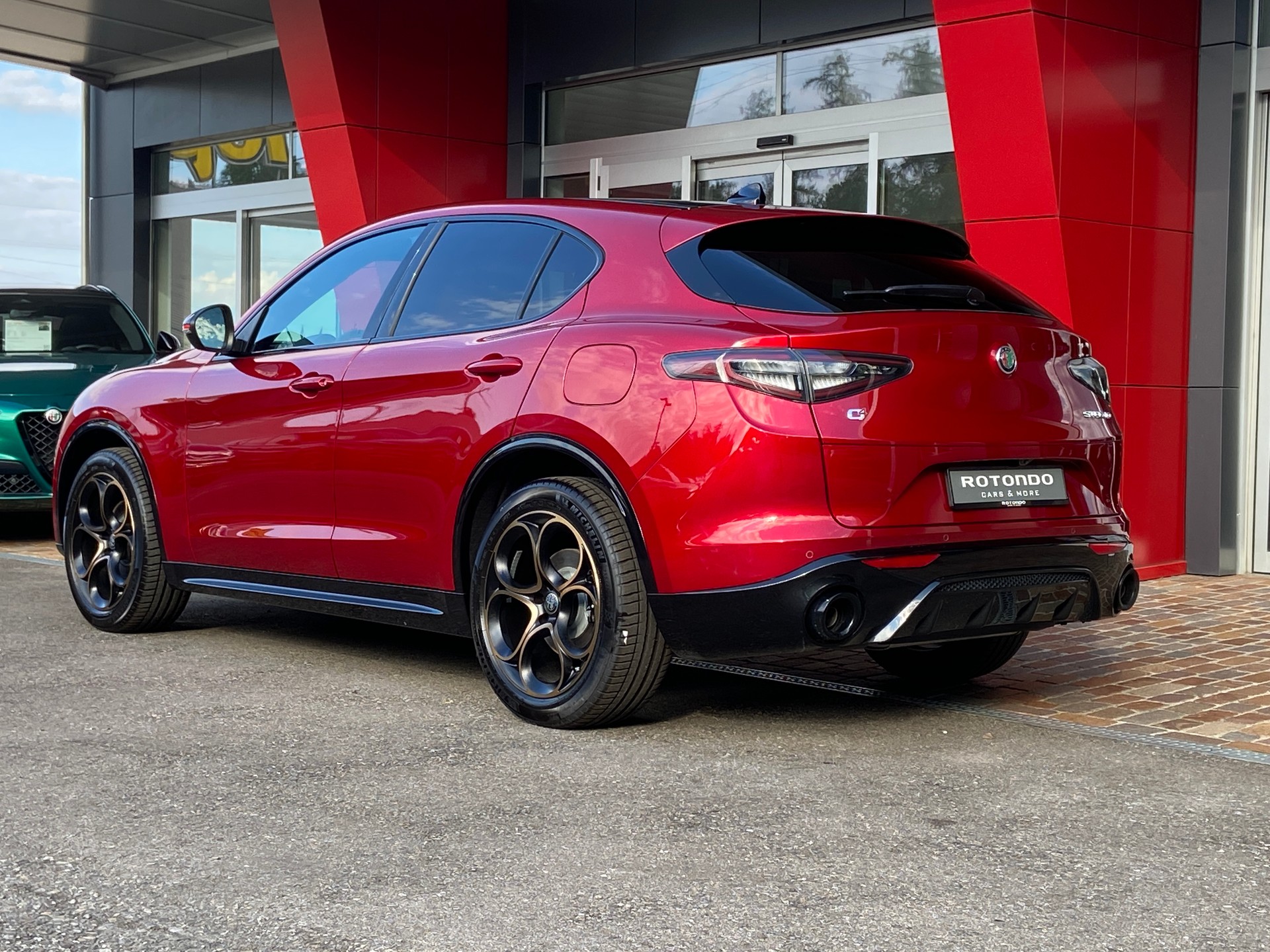 ALFA ROMEO Stelvio 2.0 Intensa Sky Q4 AT8-image-19
