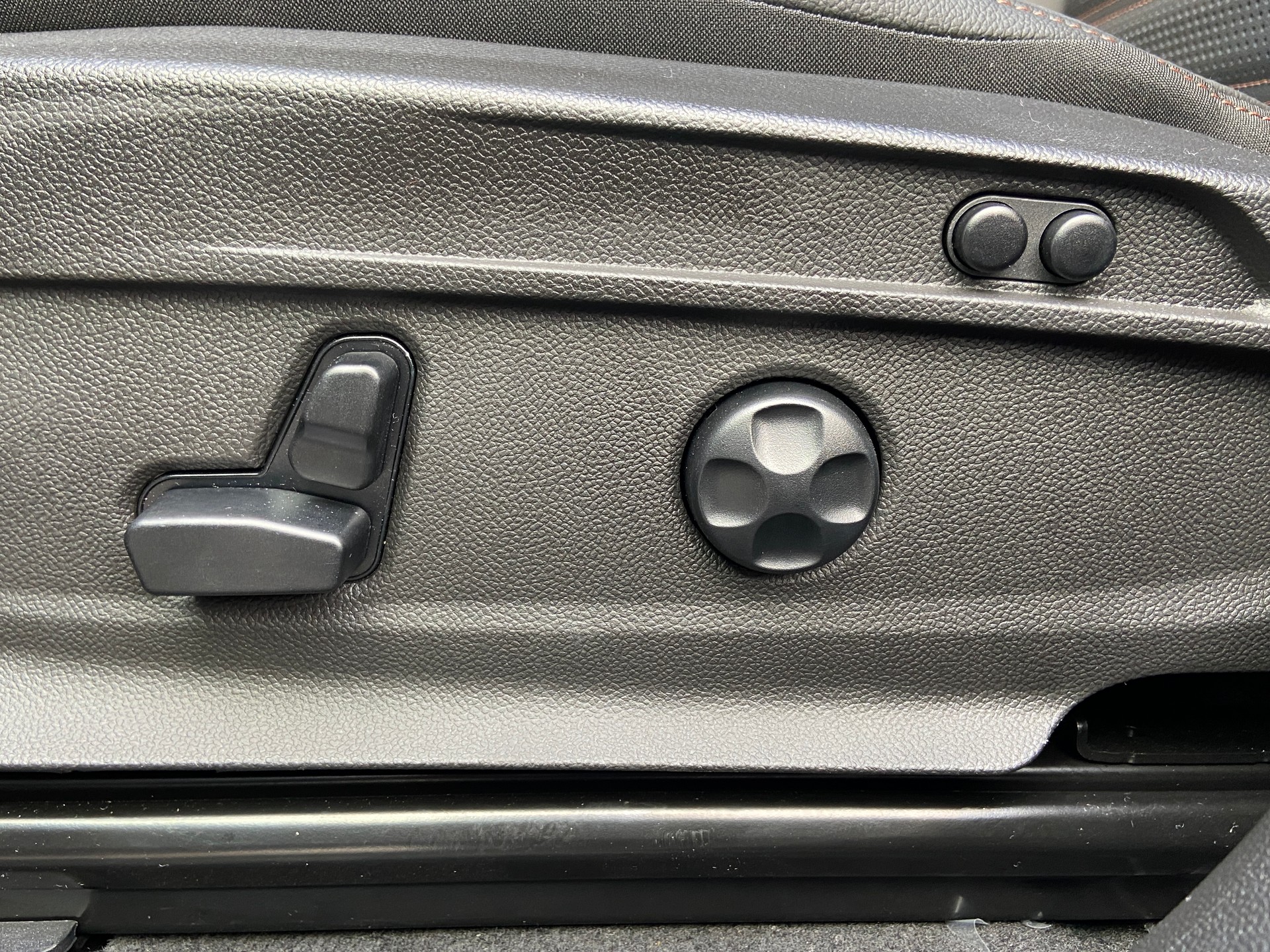 ALFA ROMEO Stelvio 2.0 Intensa Sky Q4 AT8-image-8