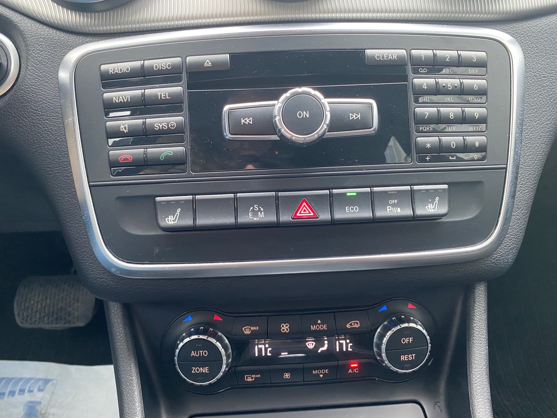 MERCEDES-BENZ CLA 250 7G-DCT 4Matic-image-10