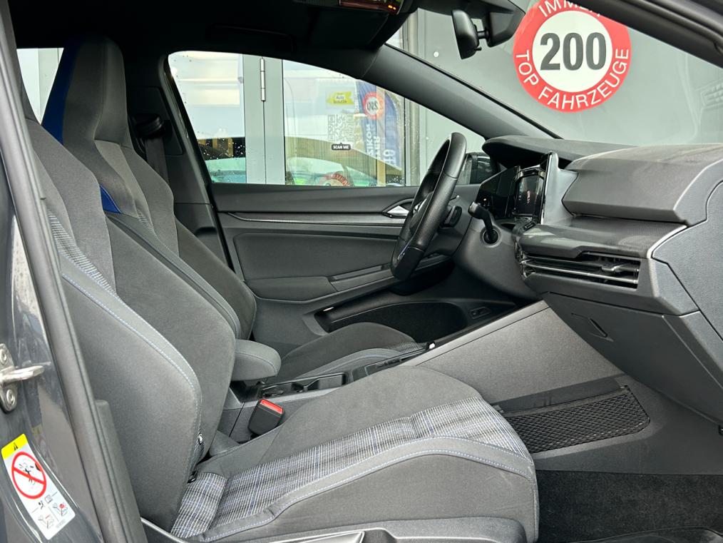 VW Golf VIII 1.4 TSi PHEV GTE-image-7