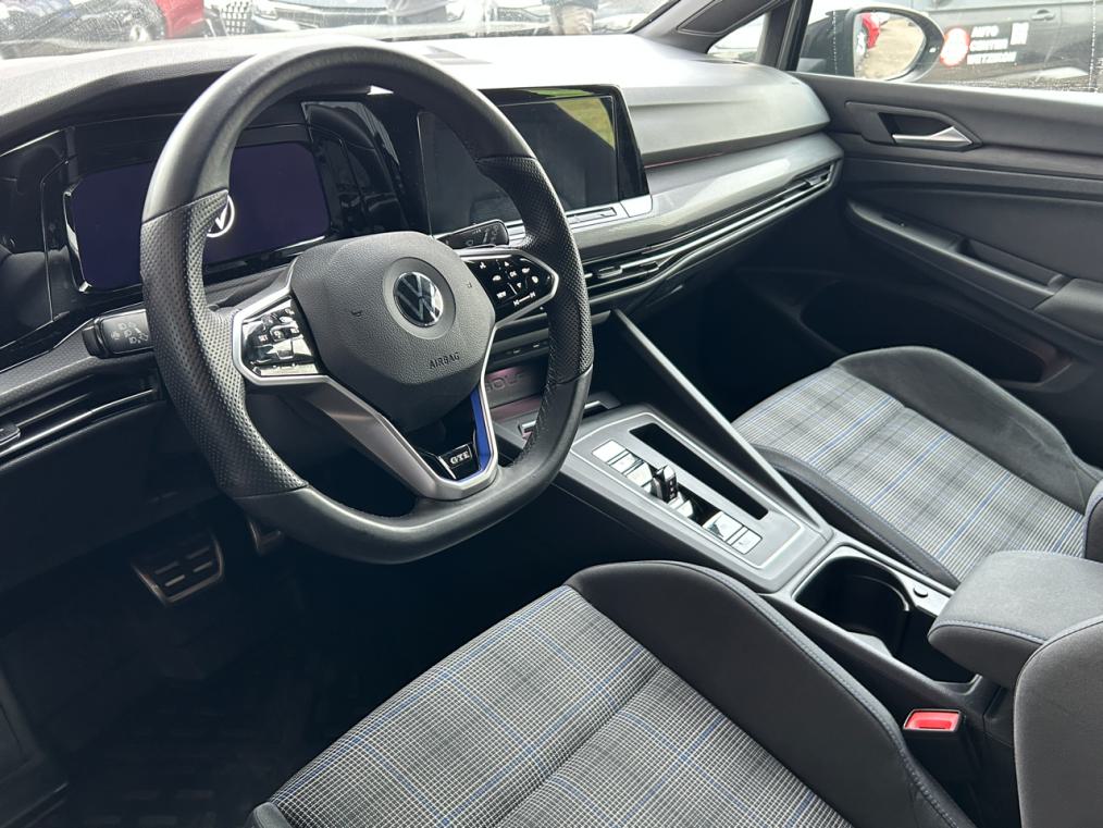 VW Golf VIII 1.4 TSi PHEV GTE-image-3