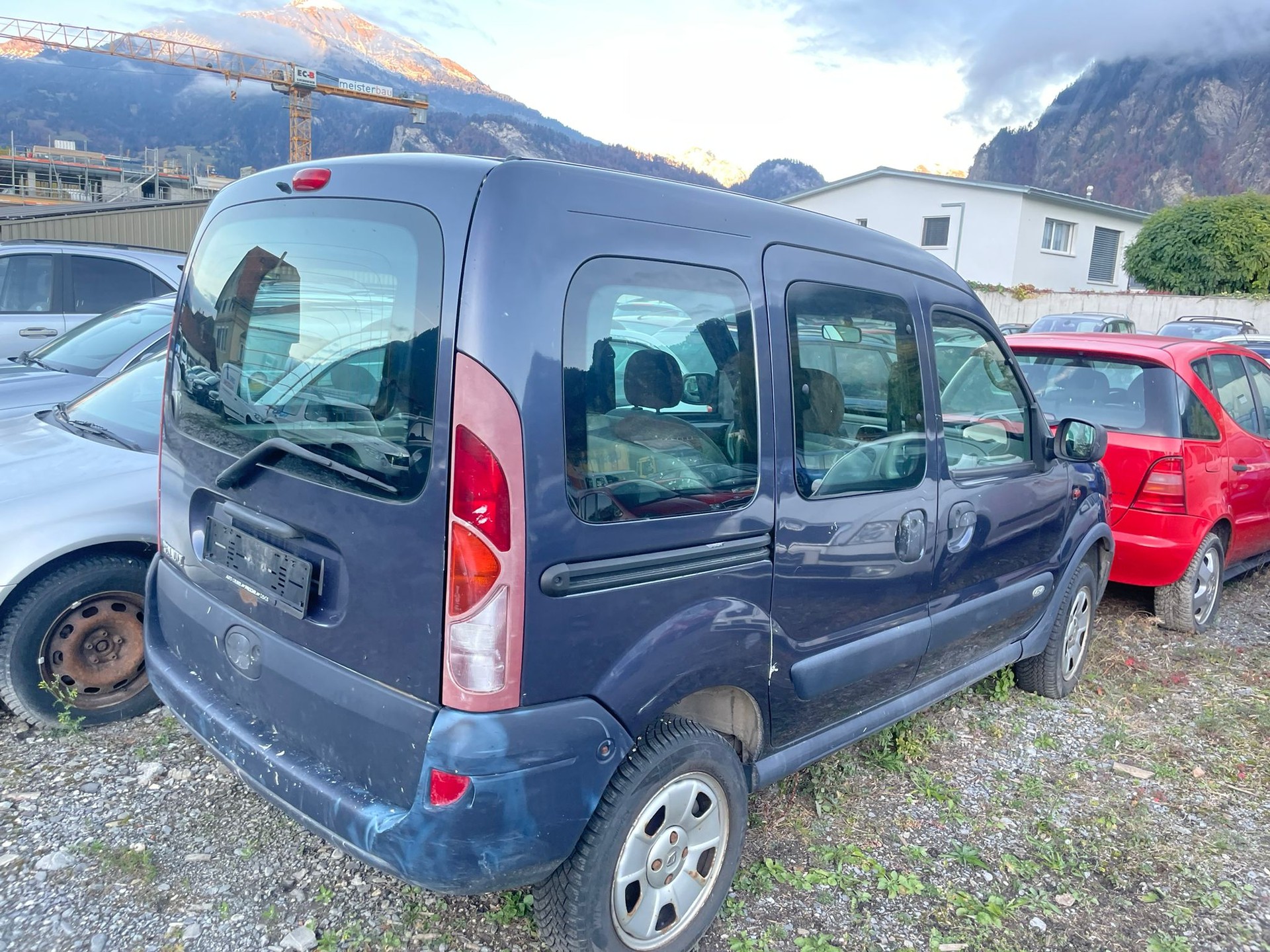 RENAULT Kangoo 1.6 16V Privilège Suisse 4X4-image-2