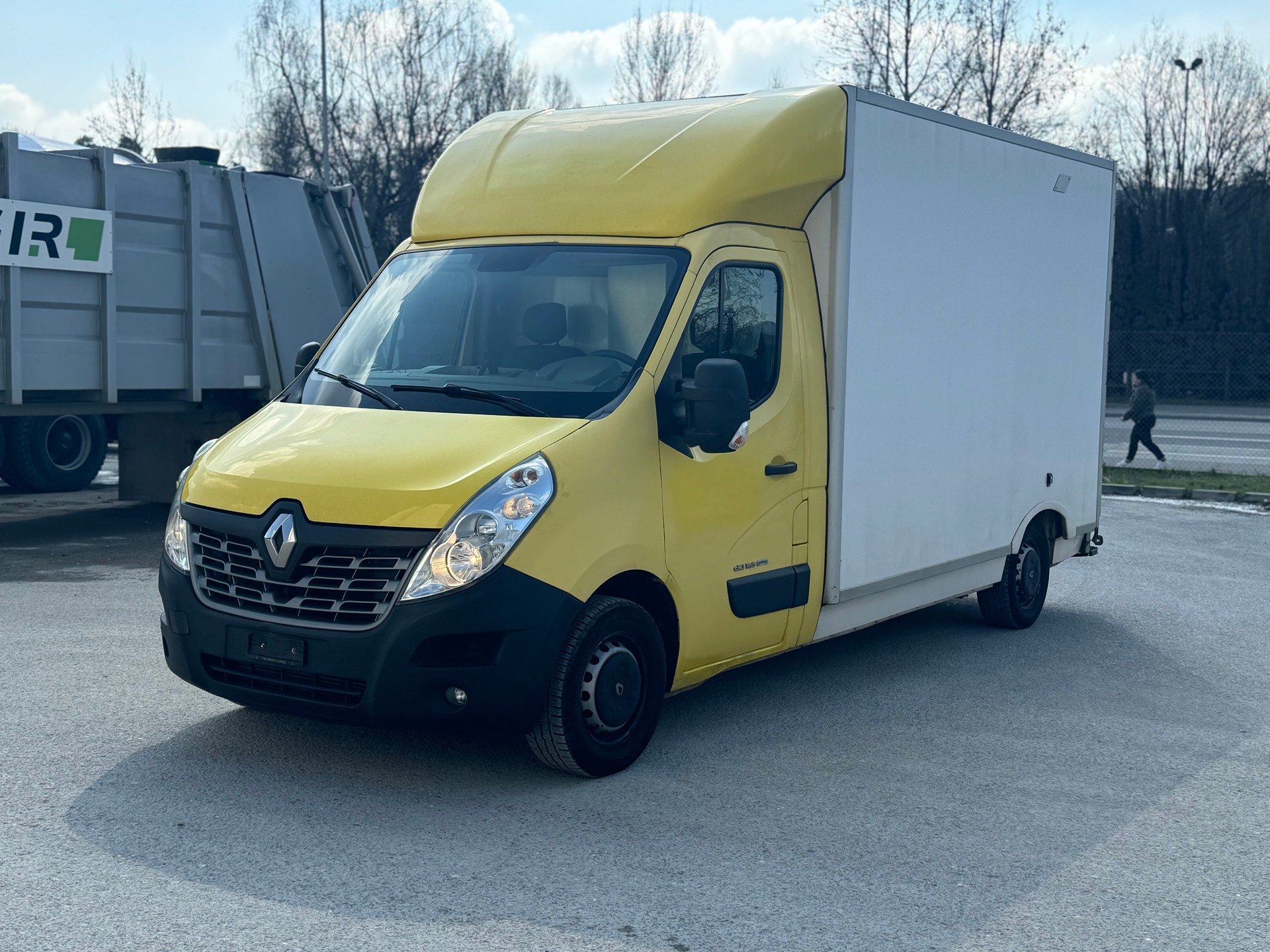 RENAULT Master T35 ENERGY 2.3dCi 170 L3H2-image-1