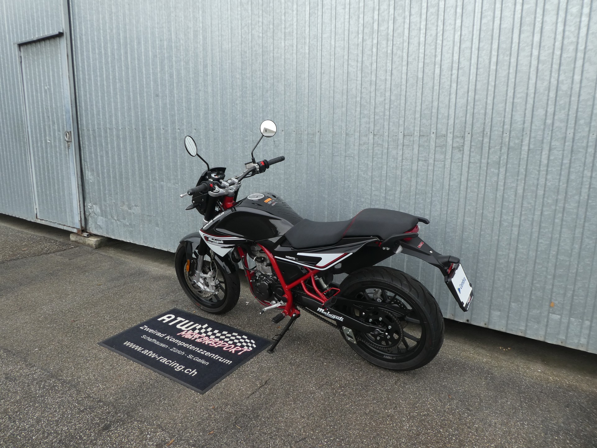 MALAGUTI Monte 125-showroom-element-3