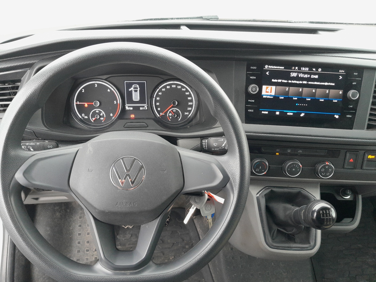 VW T6.1 2.0 TDI 4Motion-image-8
