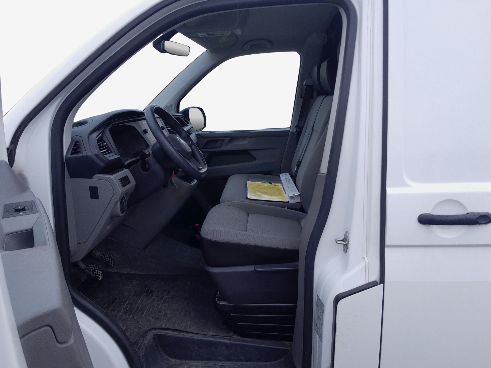 VW T6.1 2.0 TDI 4Motion-image-7