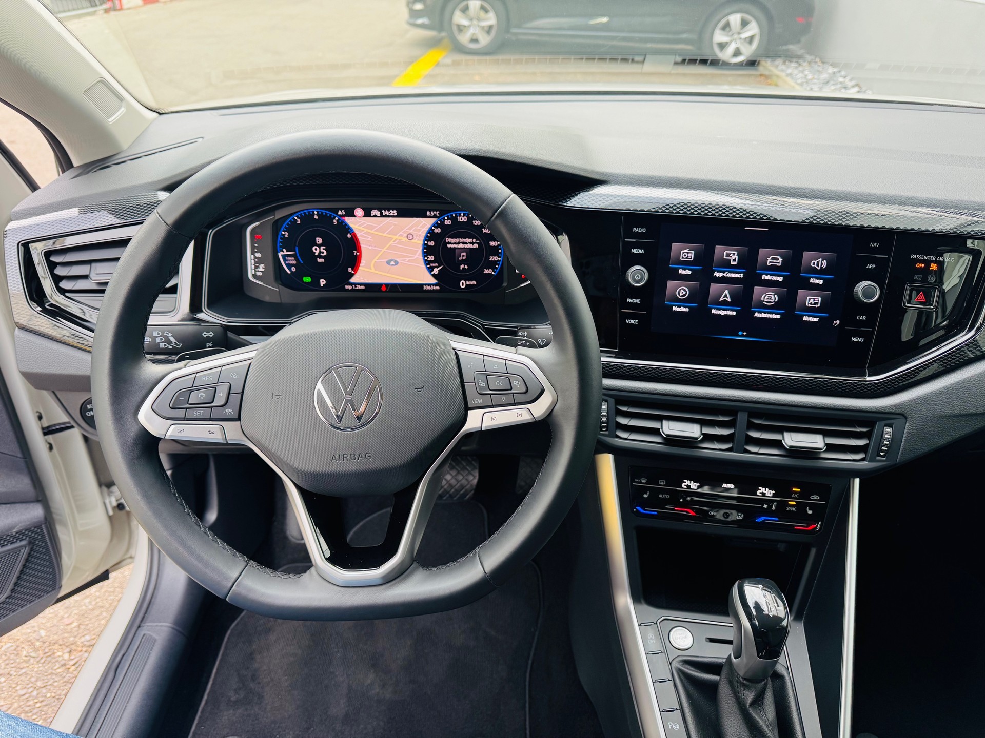 VW Taigo 1.0 TSI 75 Edition DSG-image-11