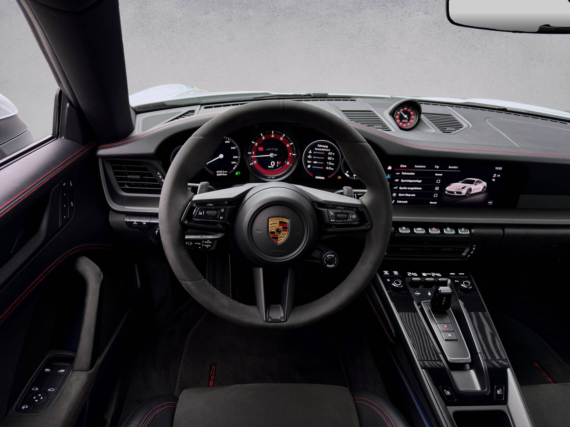 PORSCHE 911 Carrera 4 GTS PDK-image-3