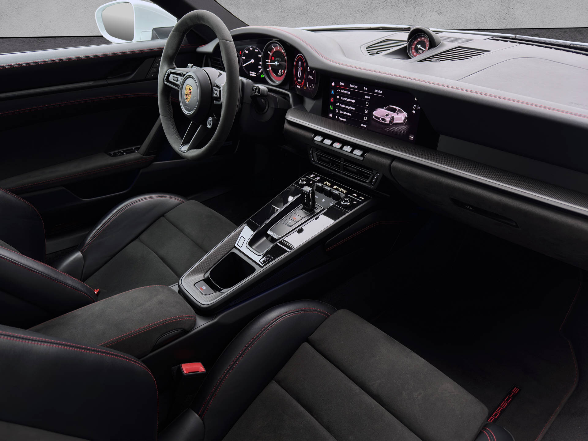 PORSCHE 911 Carrera 4 GTS PDK-image-12