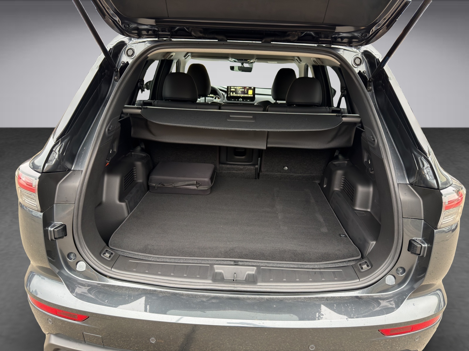 MITSUBISHI Outlander 2.4 PHEV Invite 4x4-image-15