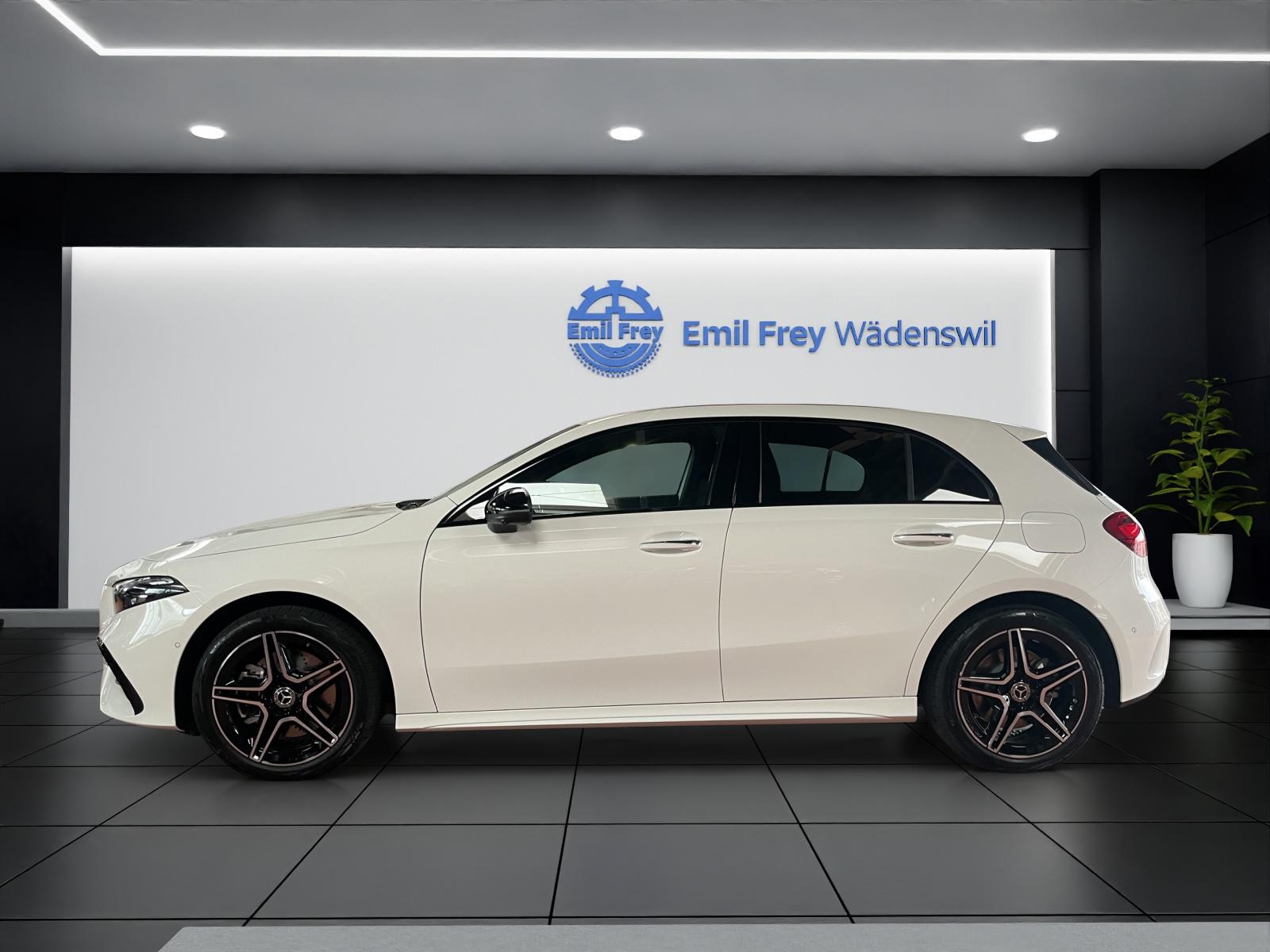 MERCEDES-BENZ A 250 e EQ Star AMG Line-image-1