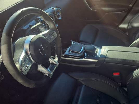 MERCEDES-BENZ CLA SB 35 AMG 4Matic-image-6