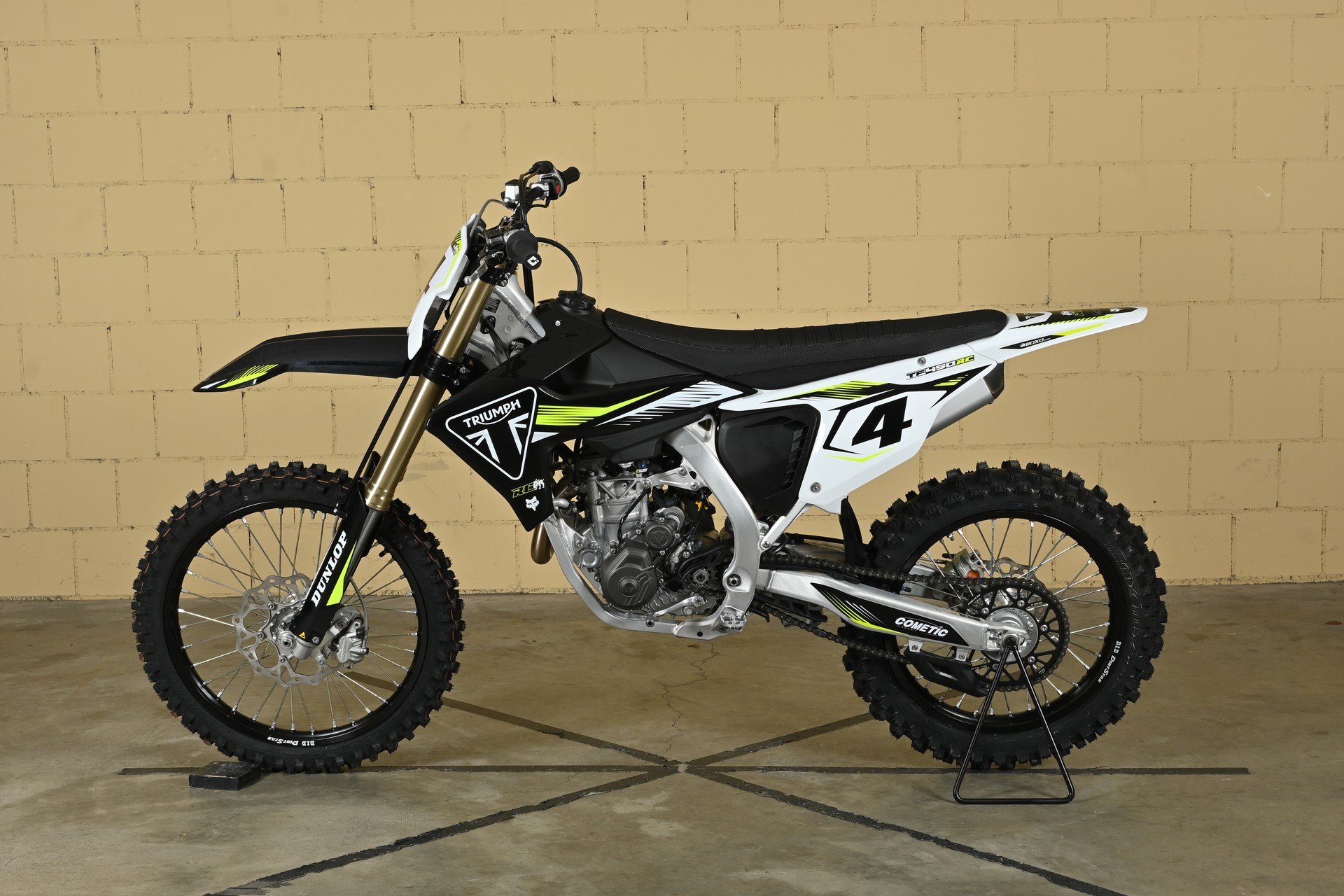 TRIUMPH TF 450 X RC Edition-showroom-element-2