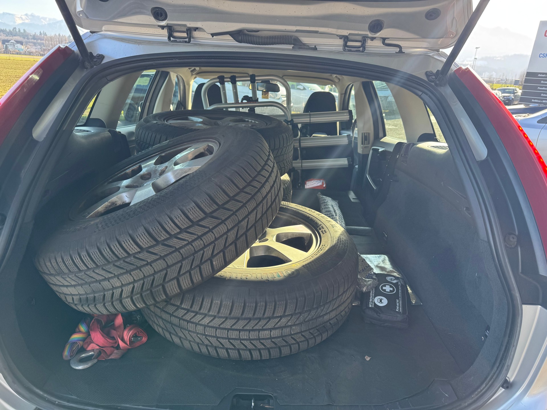 VOLVO XC60 D5 AWD Geartronic-image-6