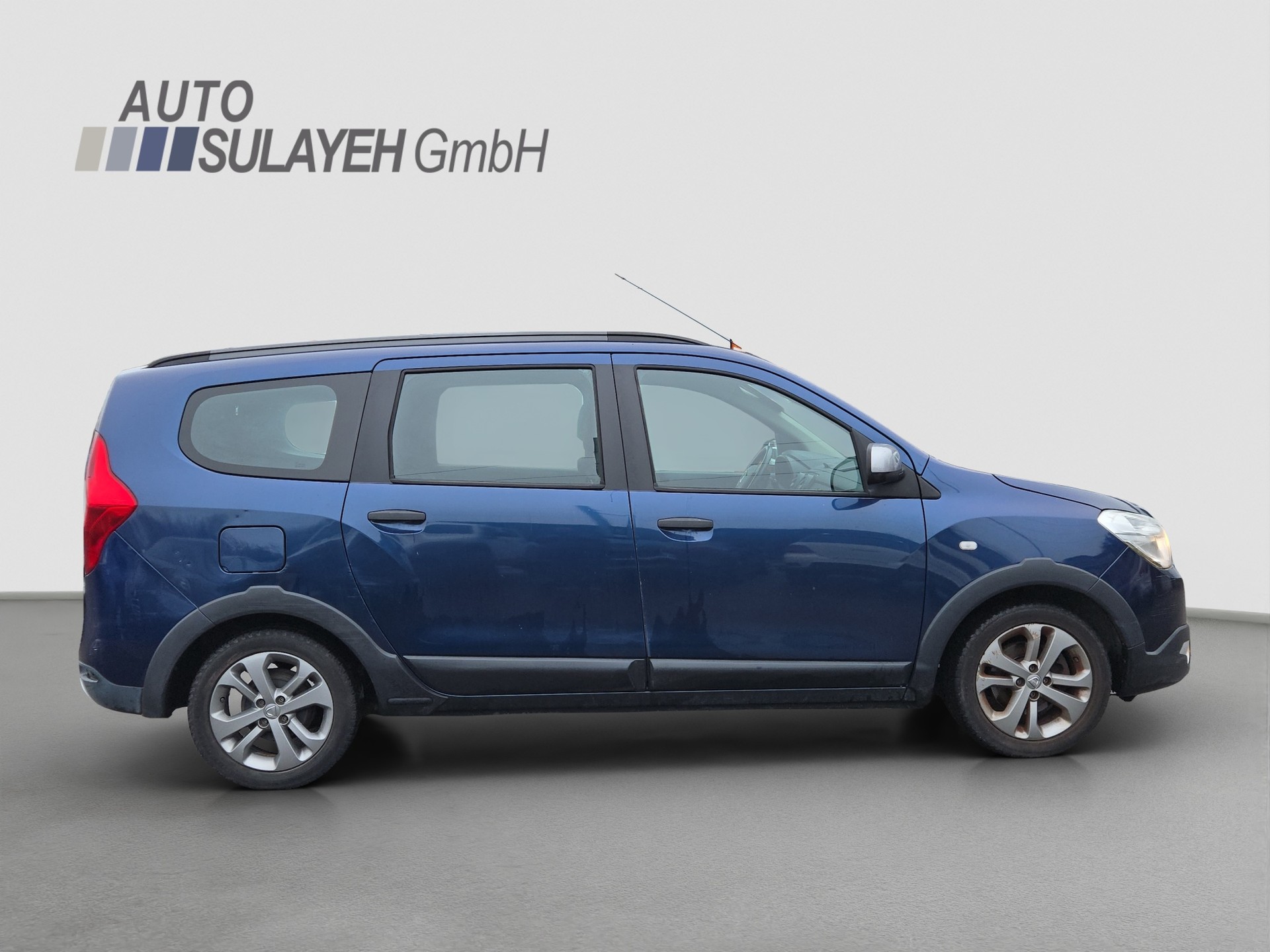 DACIA Lodgy 1.2 Turbo Essential 5PL-image-2