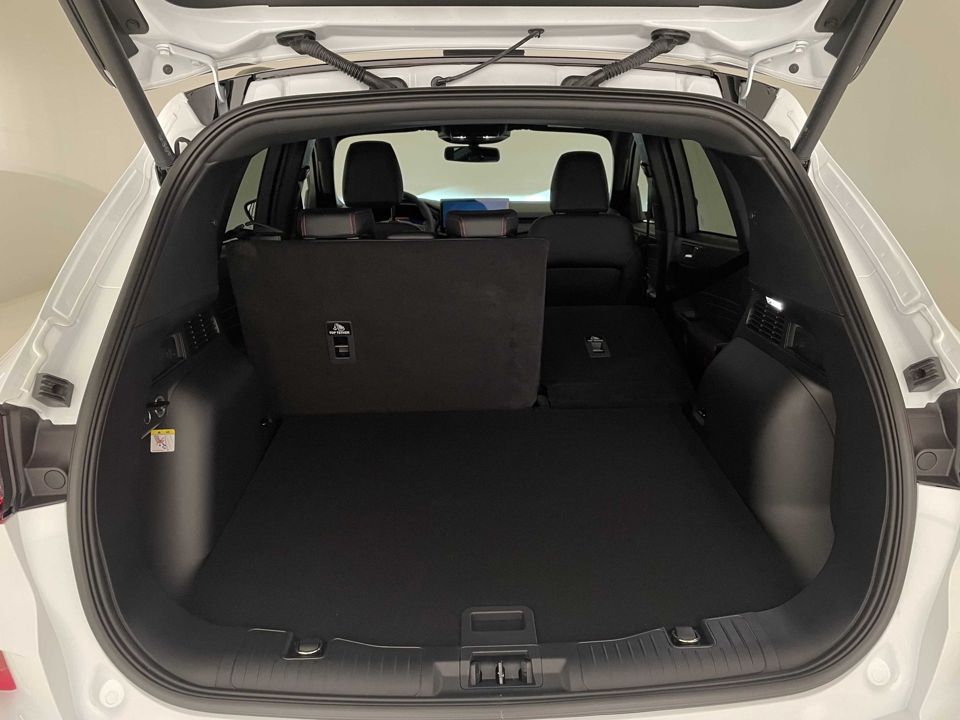FORD Kuga 2.5 Hybrid ST-Line X 4x4-image-27