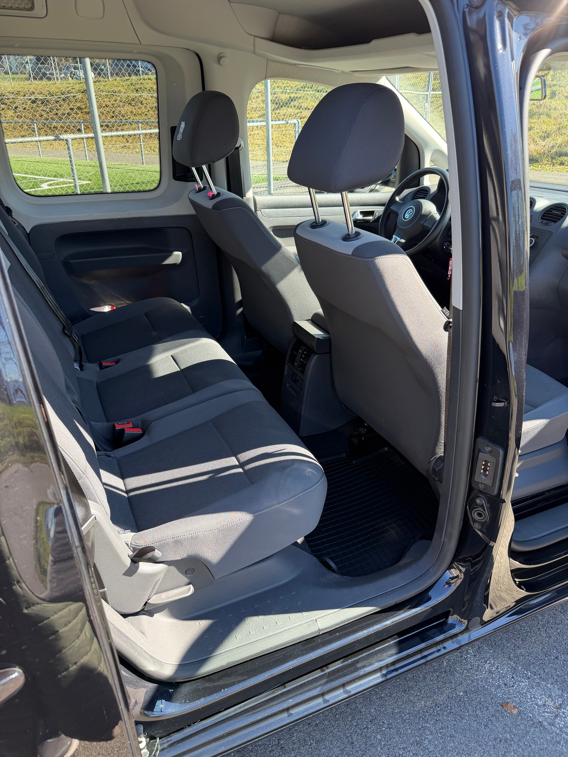 VW Caddy 1.6 TDI Blue Motion TechnologyTrendline-image-12