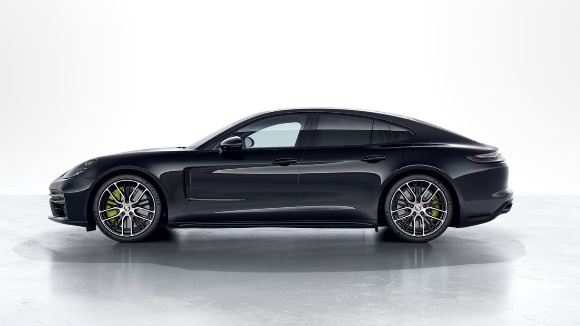 PORSCHE Panamera Turbo S E-Hybrid-image-1