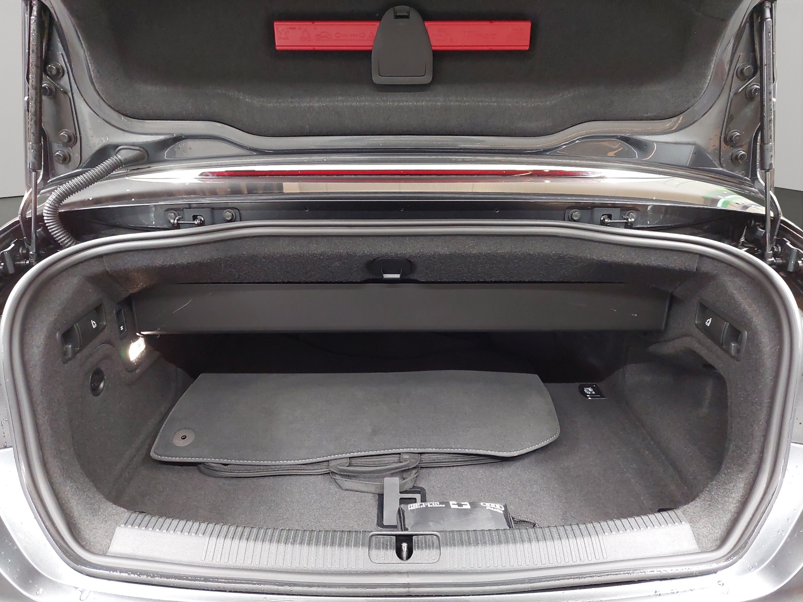 AUDI A5 Cabriolet 40 TFSI S-Line Attraction S-tronic quattro-image-15
