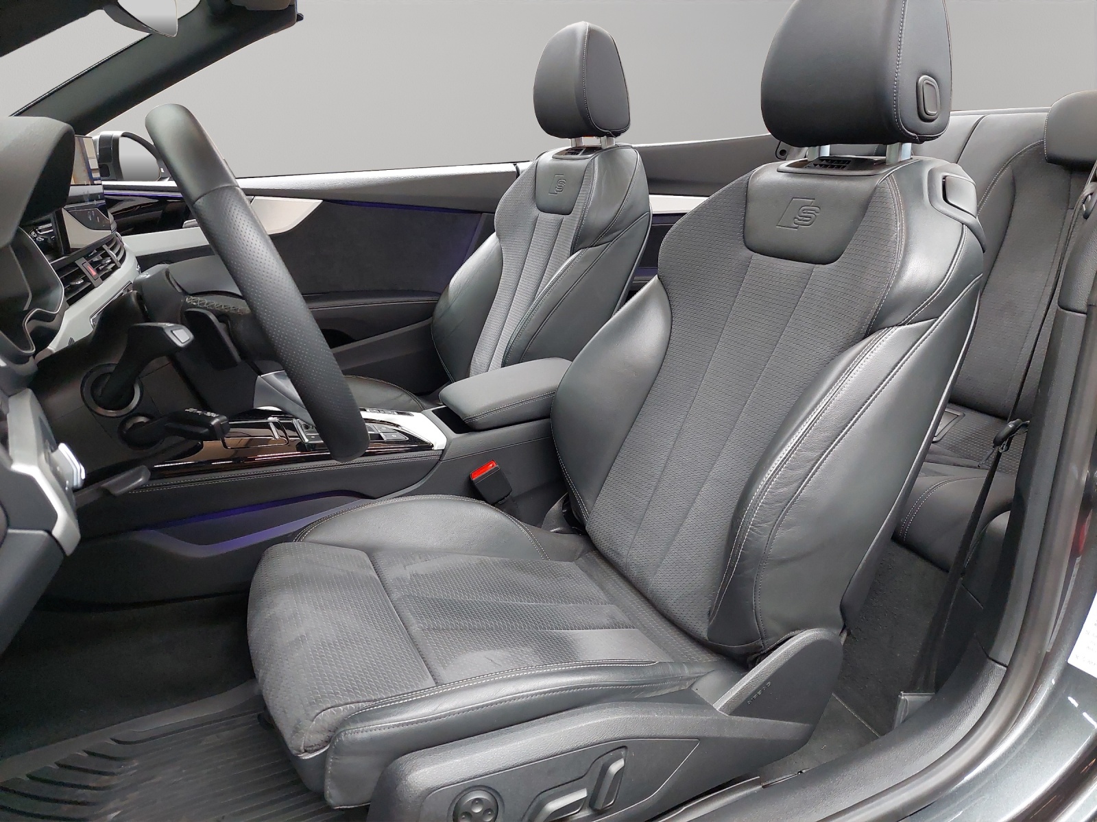 AUDI A5 Cabriolet 40 TFSI S-Line Attraction S-tronic quattro-image-10