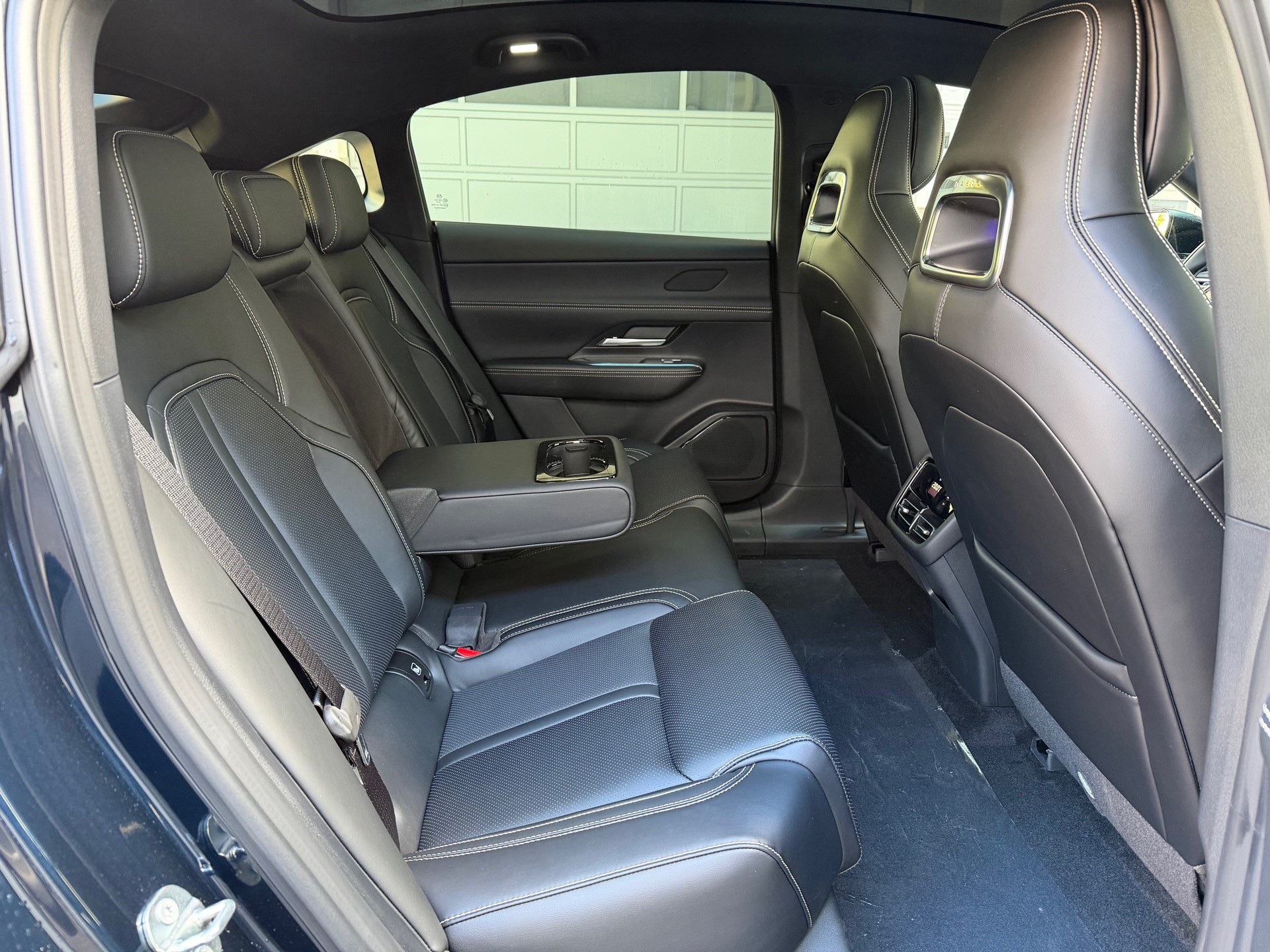 MAZDA 6e 245 80kWh Takumi-image-10