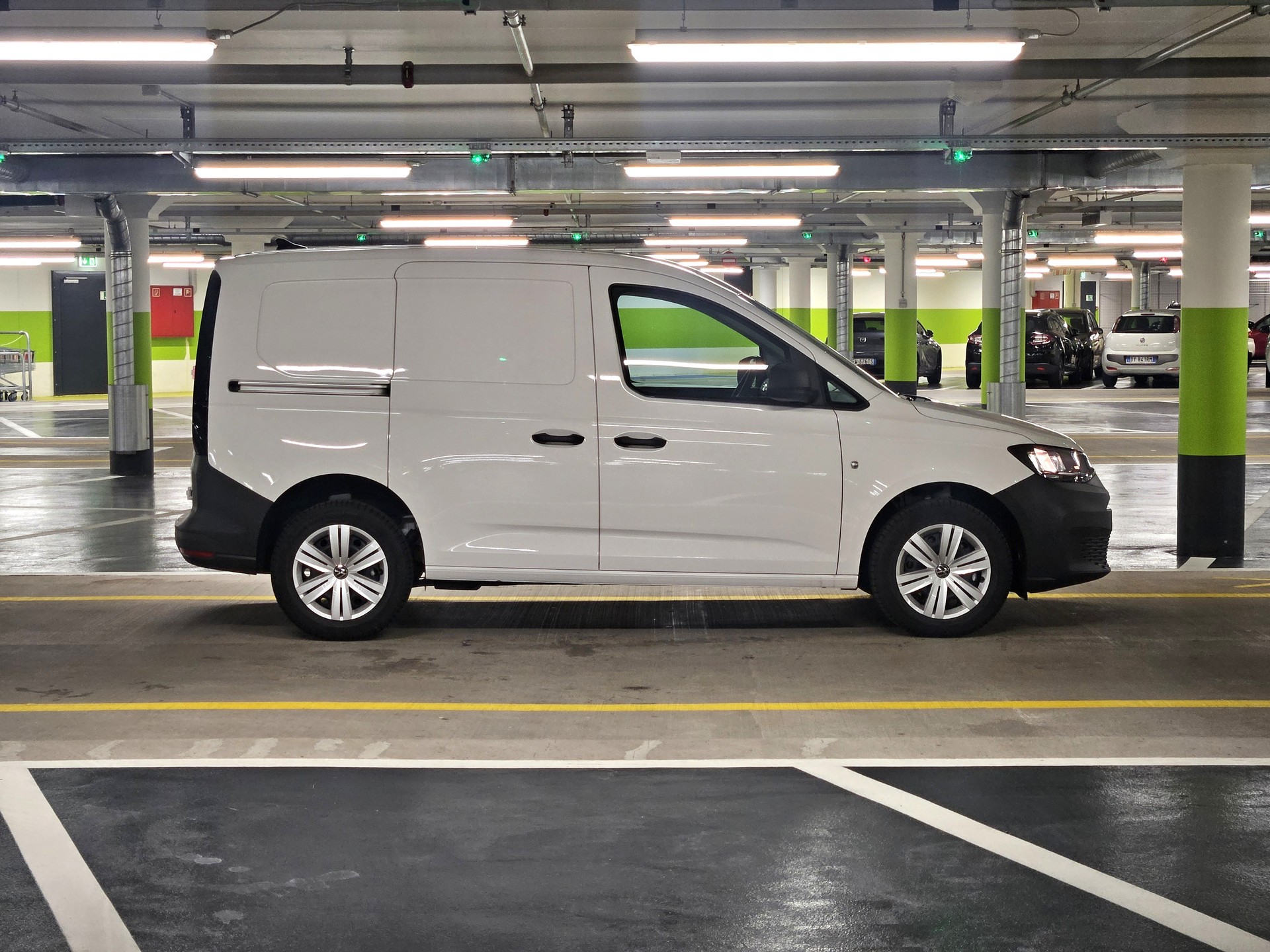 VW Caddy Cargo 1.5 TSI DSG-image-5