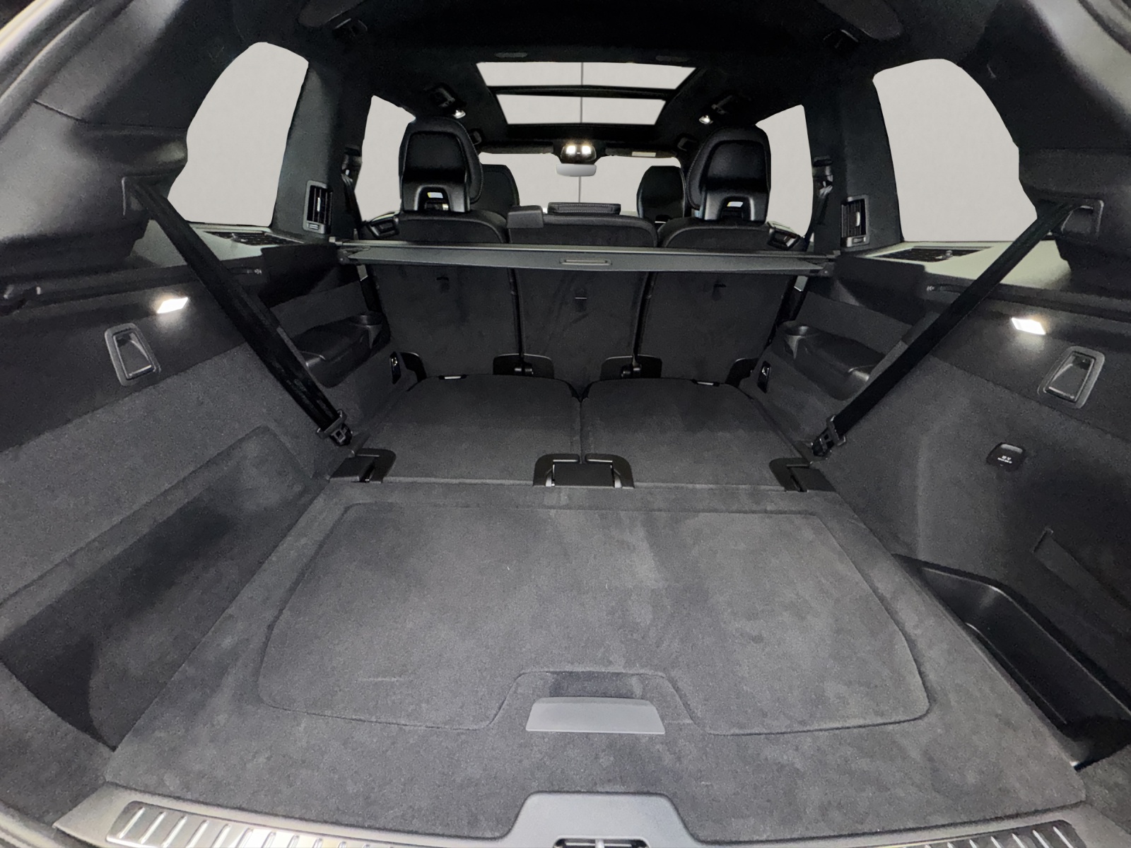 VOLVO XC90 2.0 T8 TE XCLUSIVE Edition Bright eAWD-image-15