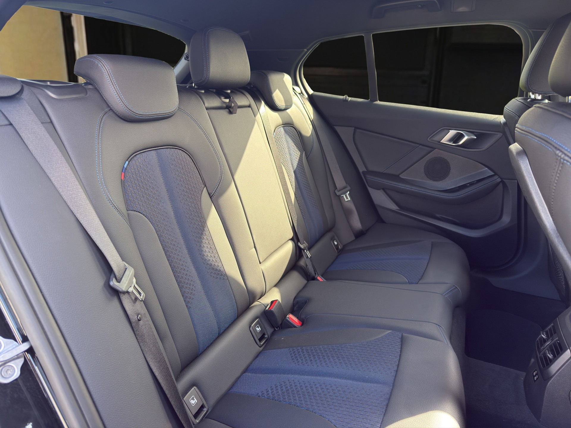 BMW 116d Steptronic M Sport-image-12